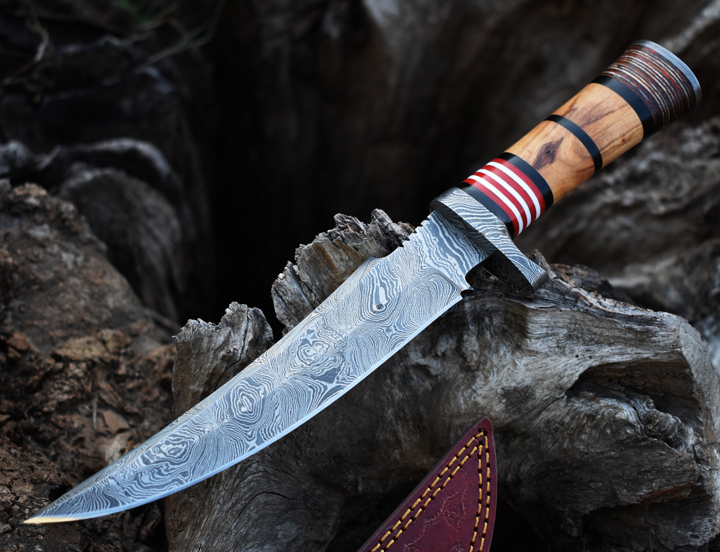 Damascus Knife Hunting Knife Handmade Damascus Steel Bowie Knife Hunting Skinning Camping Knife With fashion Rose Wood Handle UHD 13