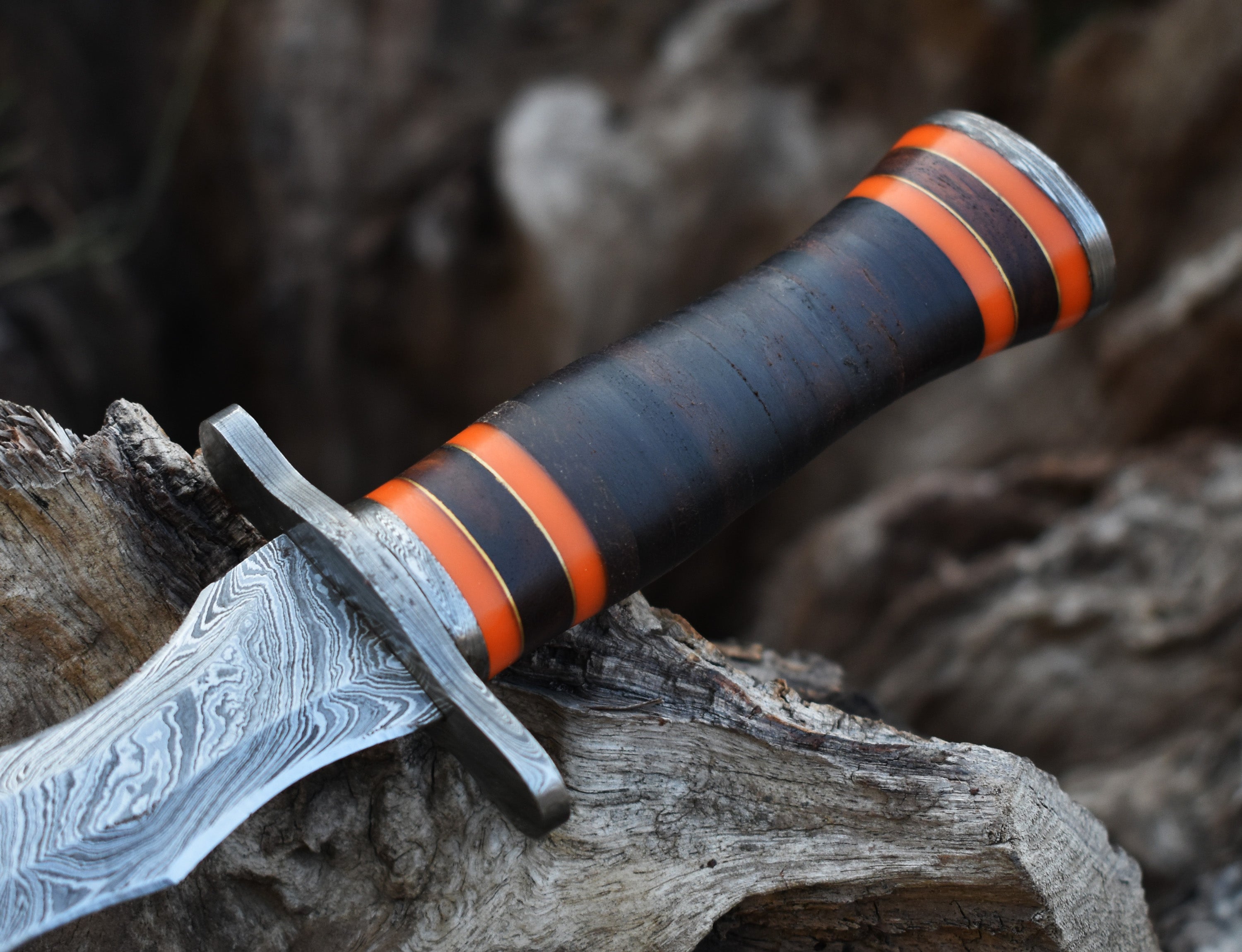 13" Double Edge Spiral Hunting Knife With RoseWood Handle Hunting Bowie knife With Damascus Guard & Pommel