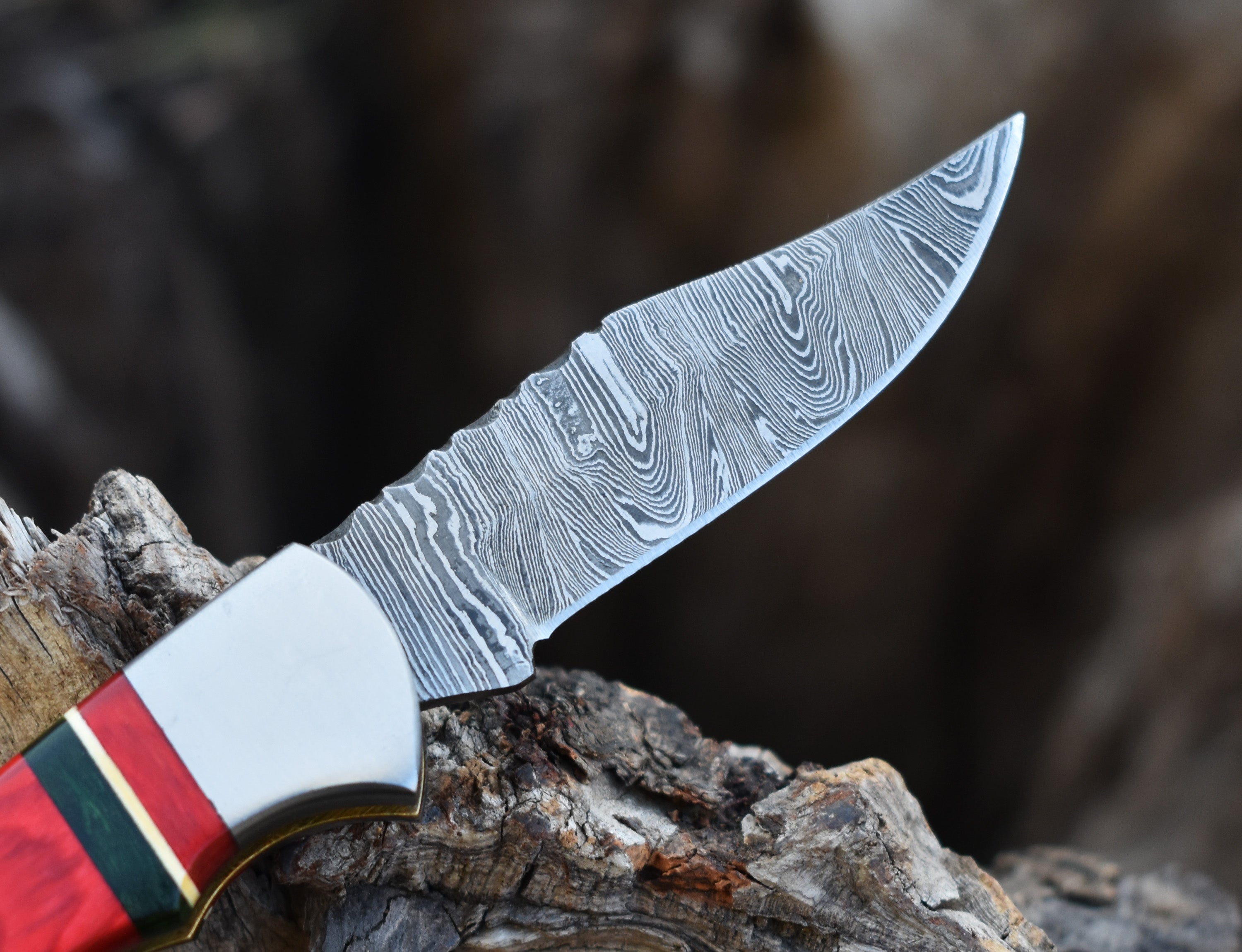 6.5" Handmade Damascus Steel Folding Knife Red& Green Handle Back Lock Pocket Knife With Leather Pouch Personalized Gift for Men.