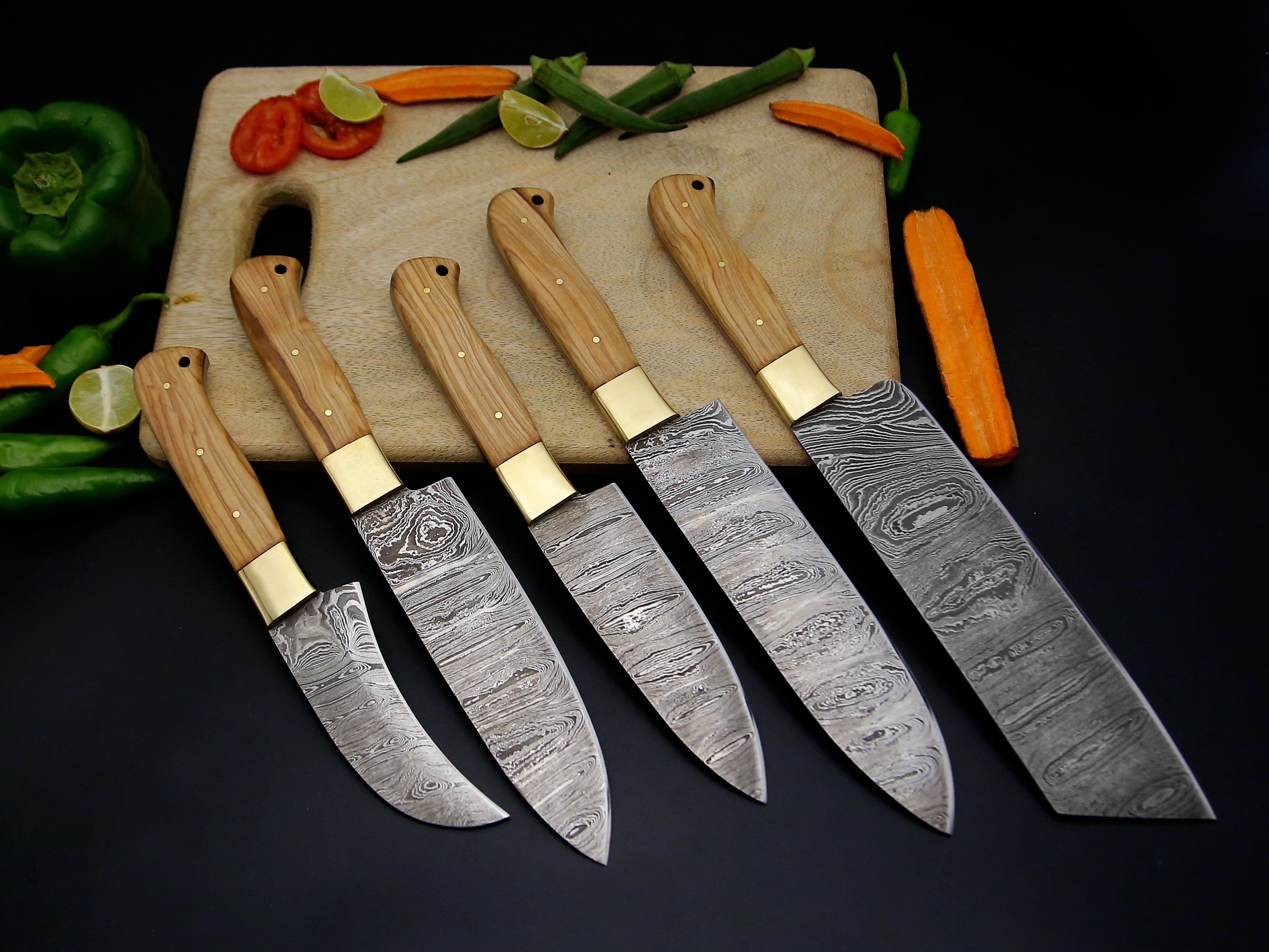 Customized Beautiful Olive wood Handle 5 PCS Damascus Steel Kitchen Chef Knife Sharp cutting edge comes with Leather Roll kit. with Brass Bolster