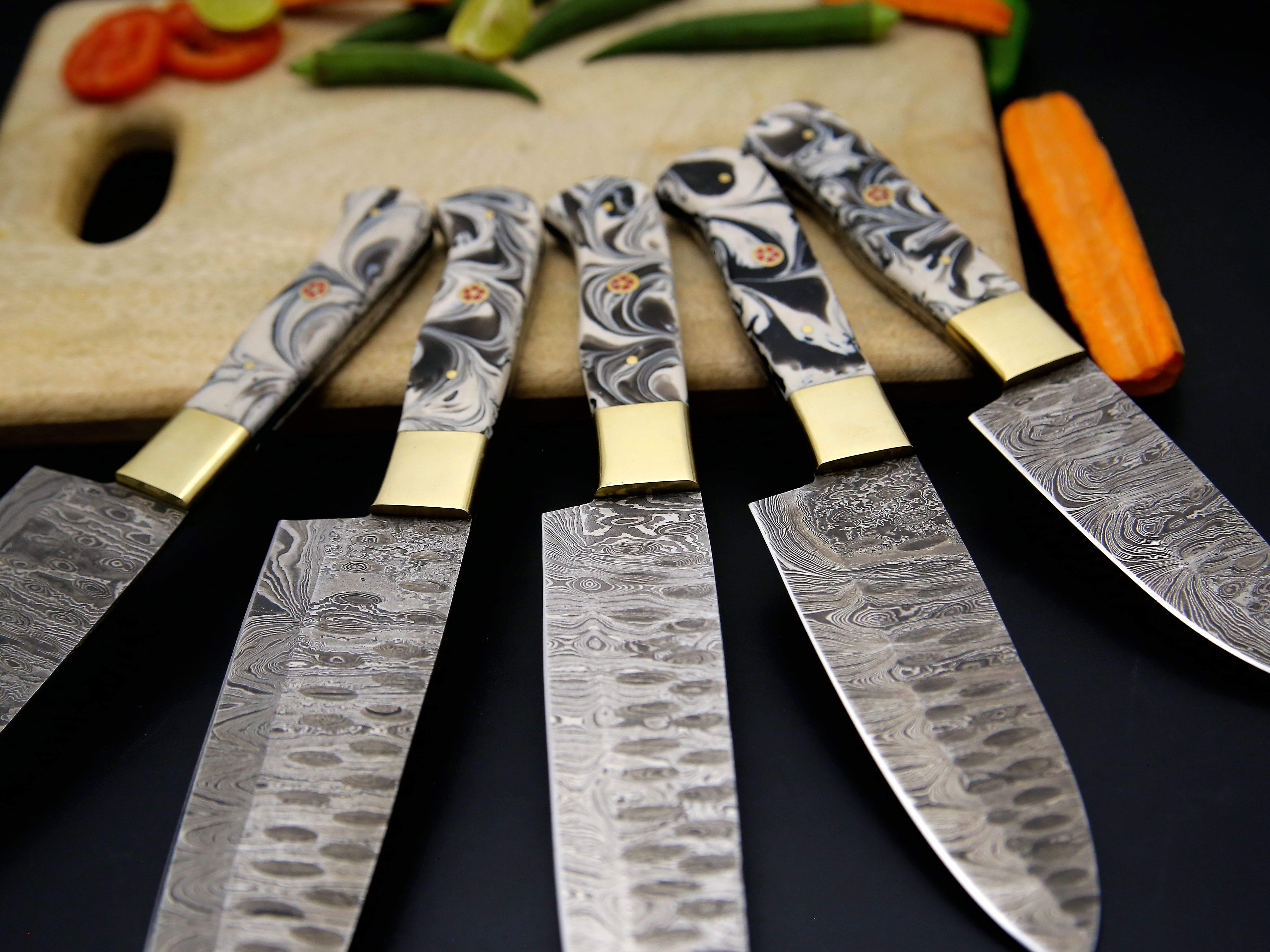 Personalized Handmade Damascus Steel Chef knife set of 5 PCS with Beautiful Resin Handle Kitchen Knife with Leather Kit