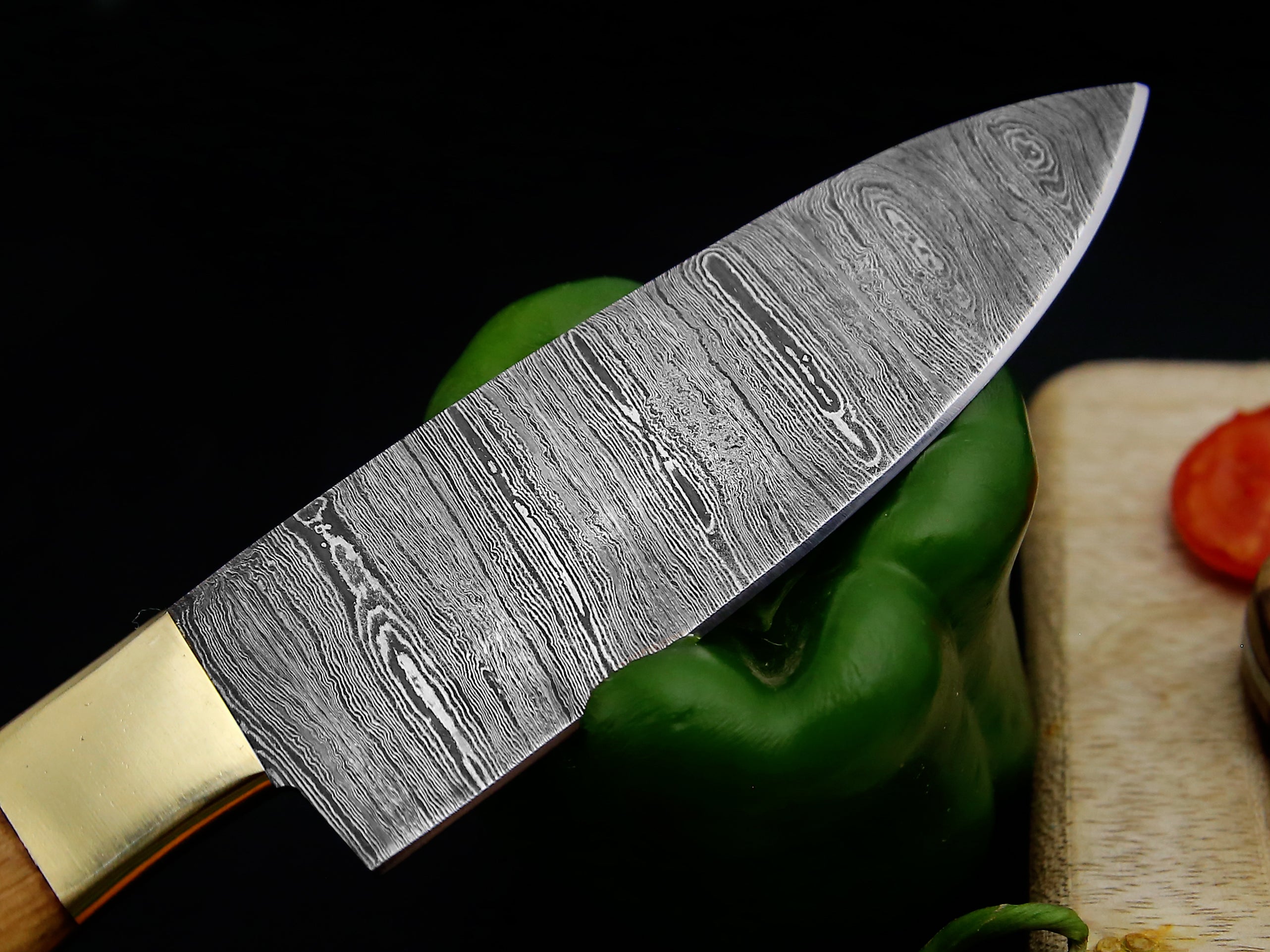Customized Beautiful Olive wood Handle 5 PCS Damascus Steel Kitchen Chef Knife Sharp cutting edge comes with Leather Roll kit. with Brass Bolster
