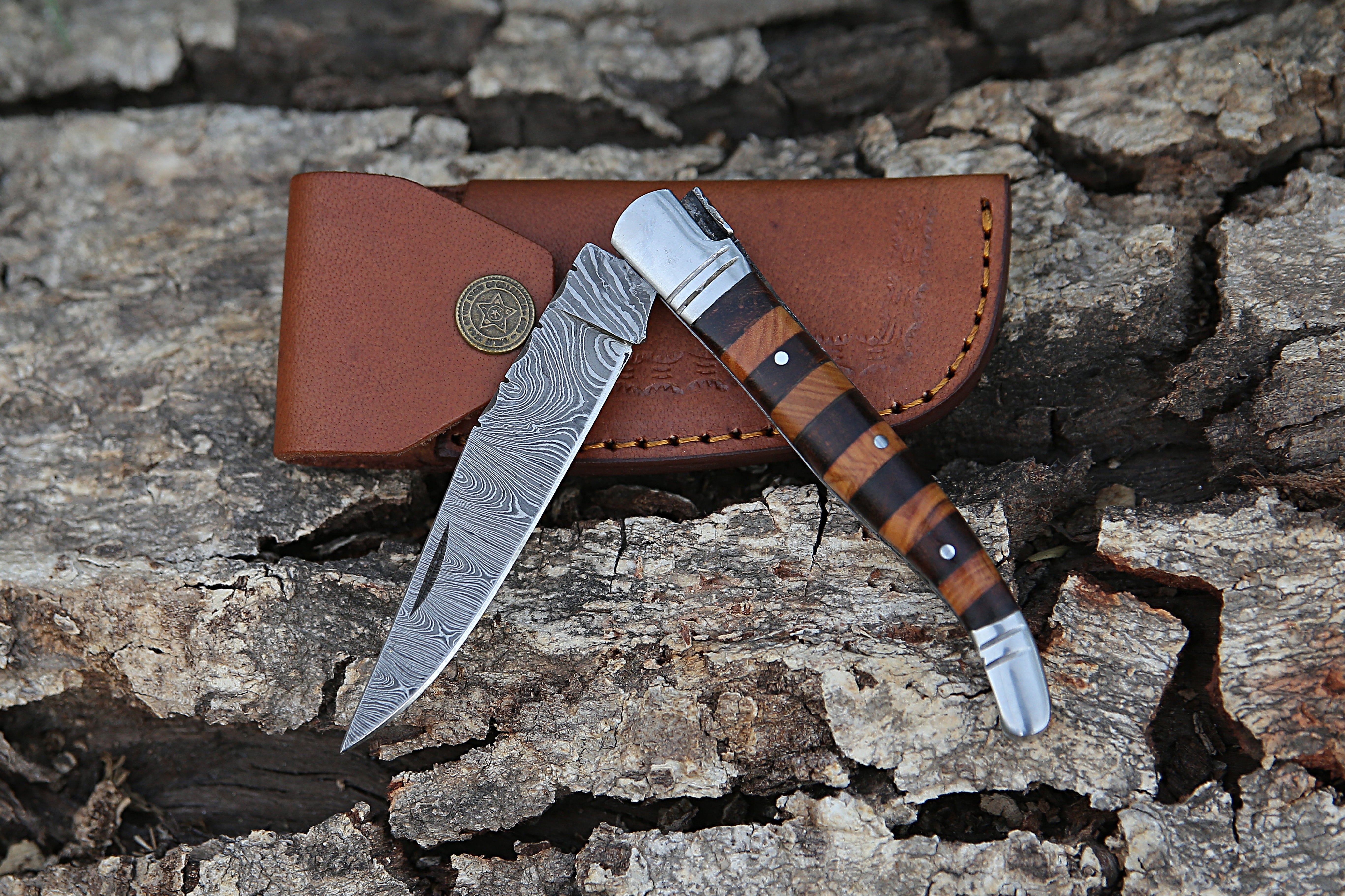 French  Pocket Knife With combination of Rose Olive wood Handle Folding Knife with back Spring Camping Tool Hunting EDC Fishing Knife with Leather Pouch.