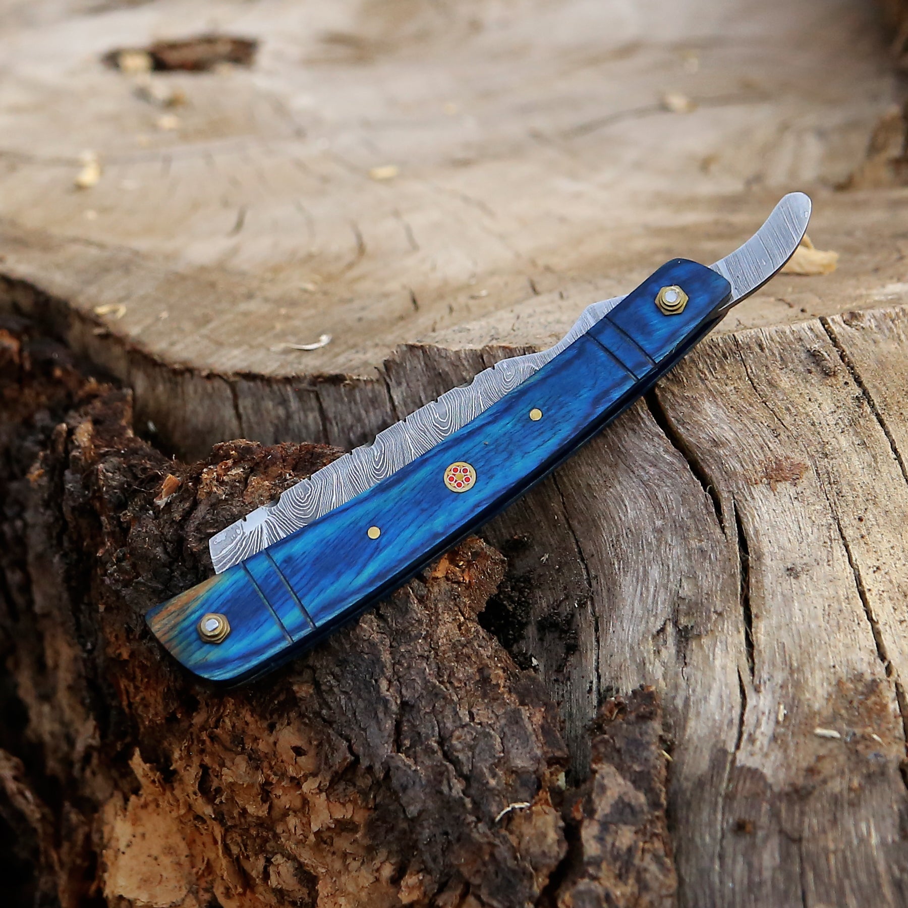 Authentic Damascus Straight Razor - Sharp, Durable, & Elegant with Blue Pakka Wood Handle With Pouch.