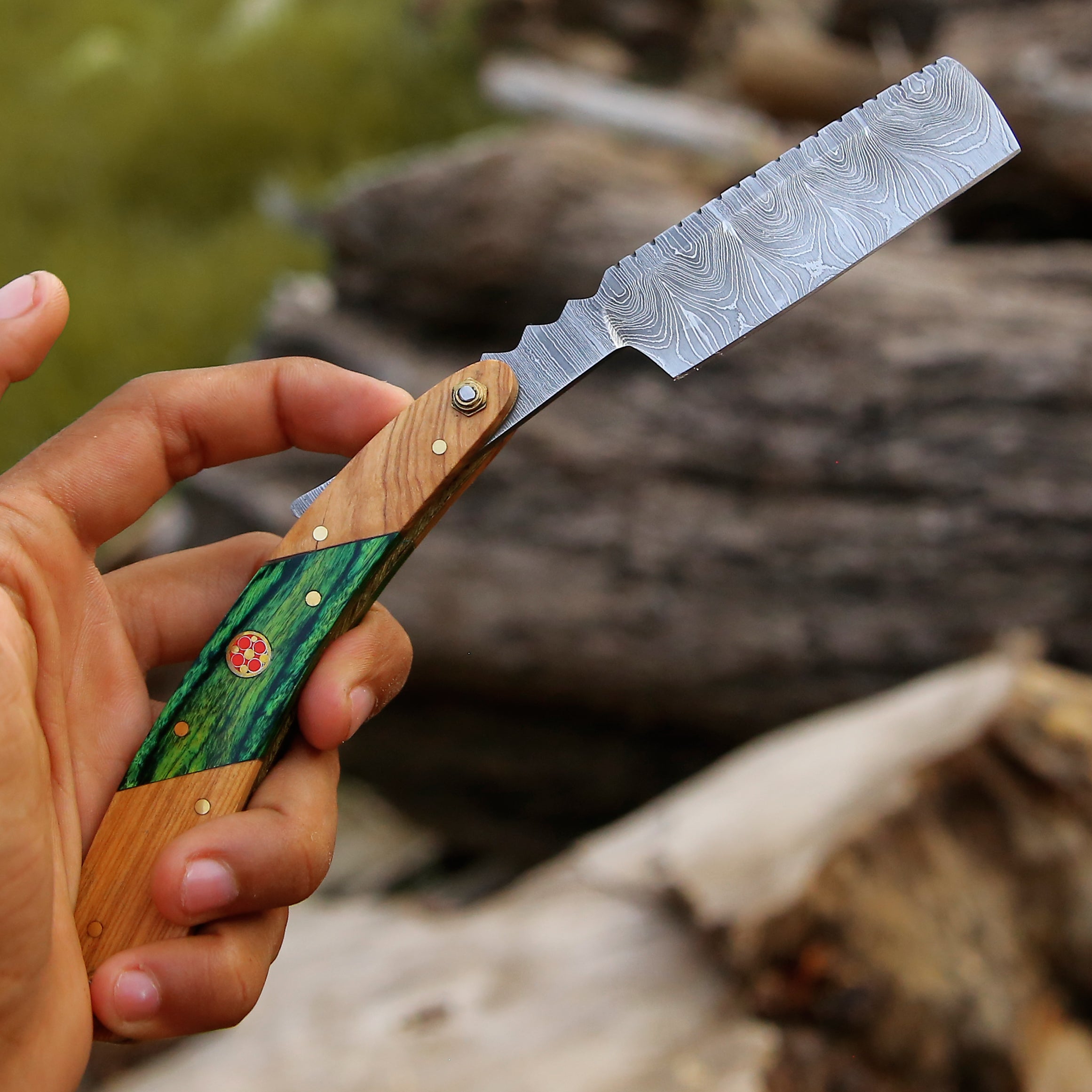 Customized Handmade Damascus steel Straight Razor For men Barber Shaving tool Personalized Gift for Boyfriend .