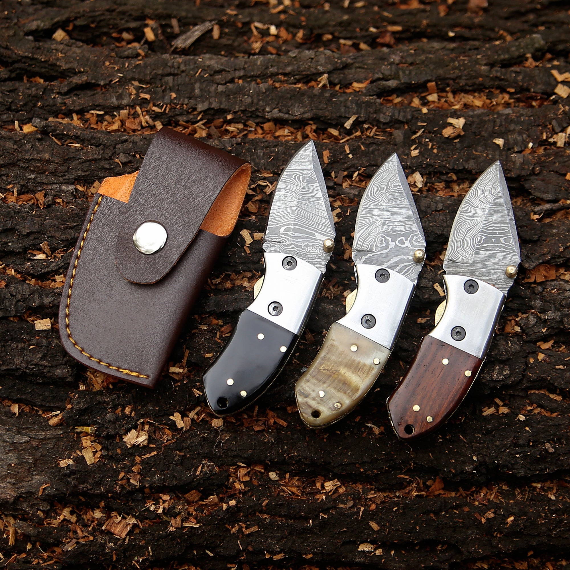 Handmade Damascus Mini Pocket Knife, Rosewood Handle, Small Folding Knife, Groomsman Gift