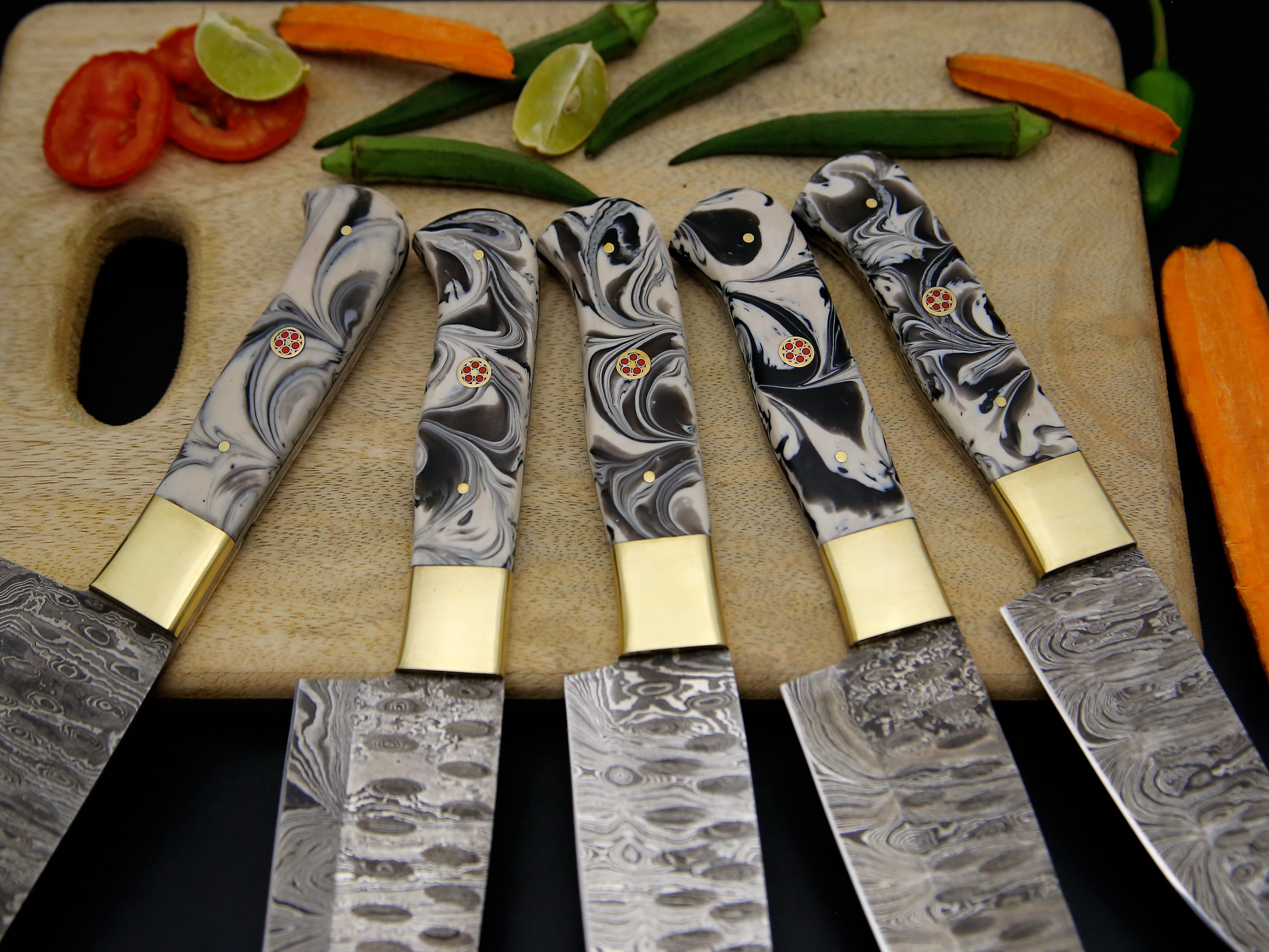 Personalized Handmade Damascus Steel Chef knife set of 5 PCS with Beautiful Resin Handle Kitchen Knife with Leather Kit