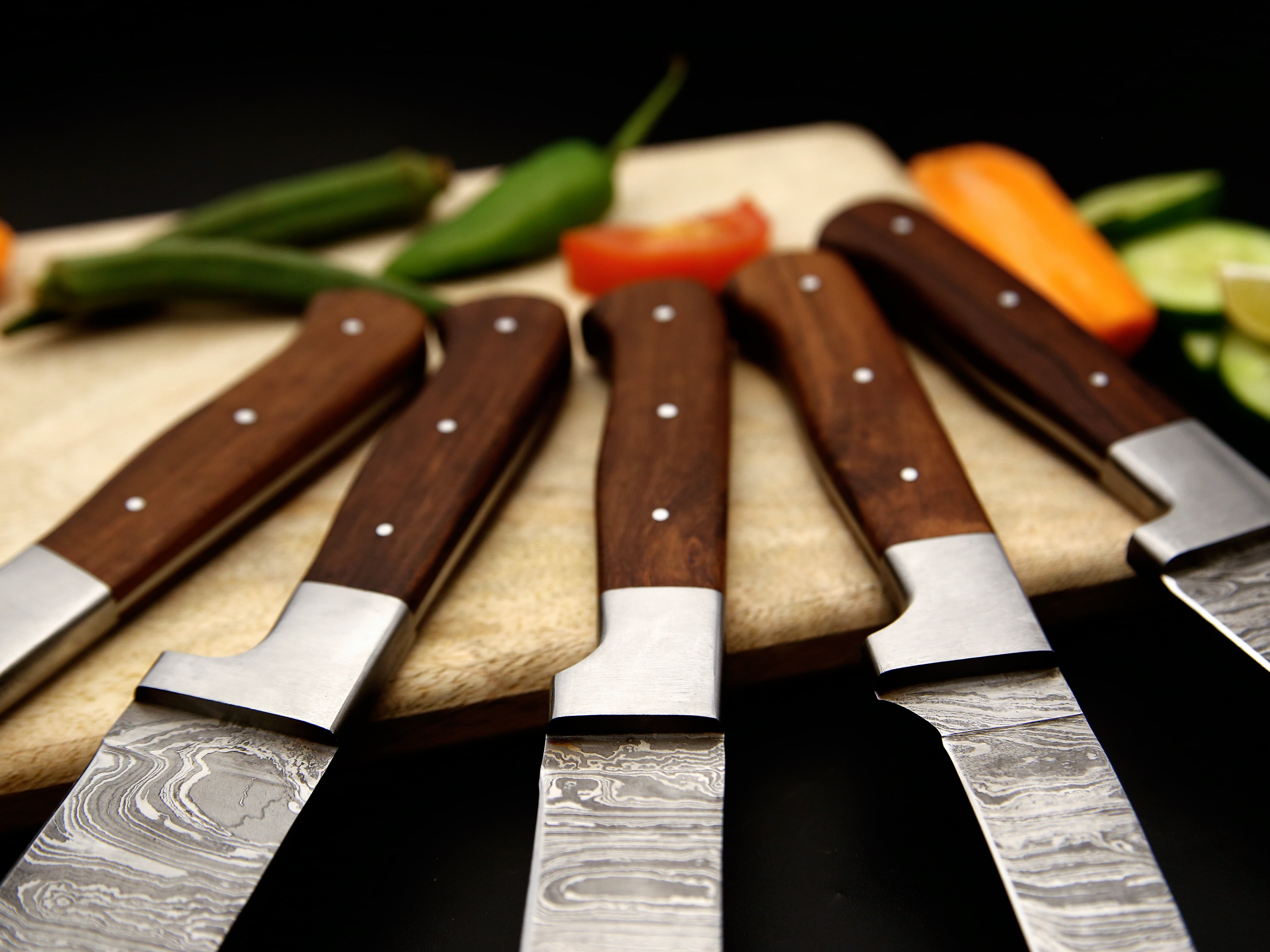 Chef Knife Set of 5 PCS with Rosewood Handle Stainless steel Bolster Damascus Kitchen Knife Razor sharp cutting Edge come with Leather Roll kit.