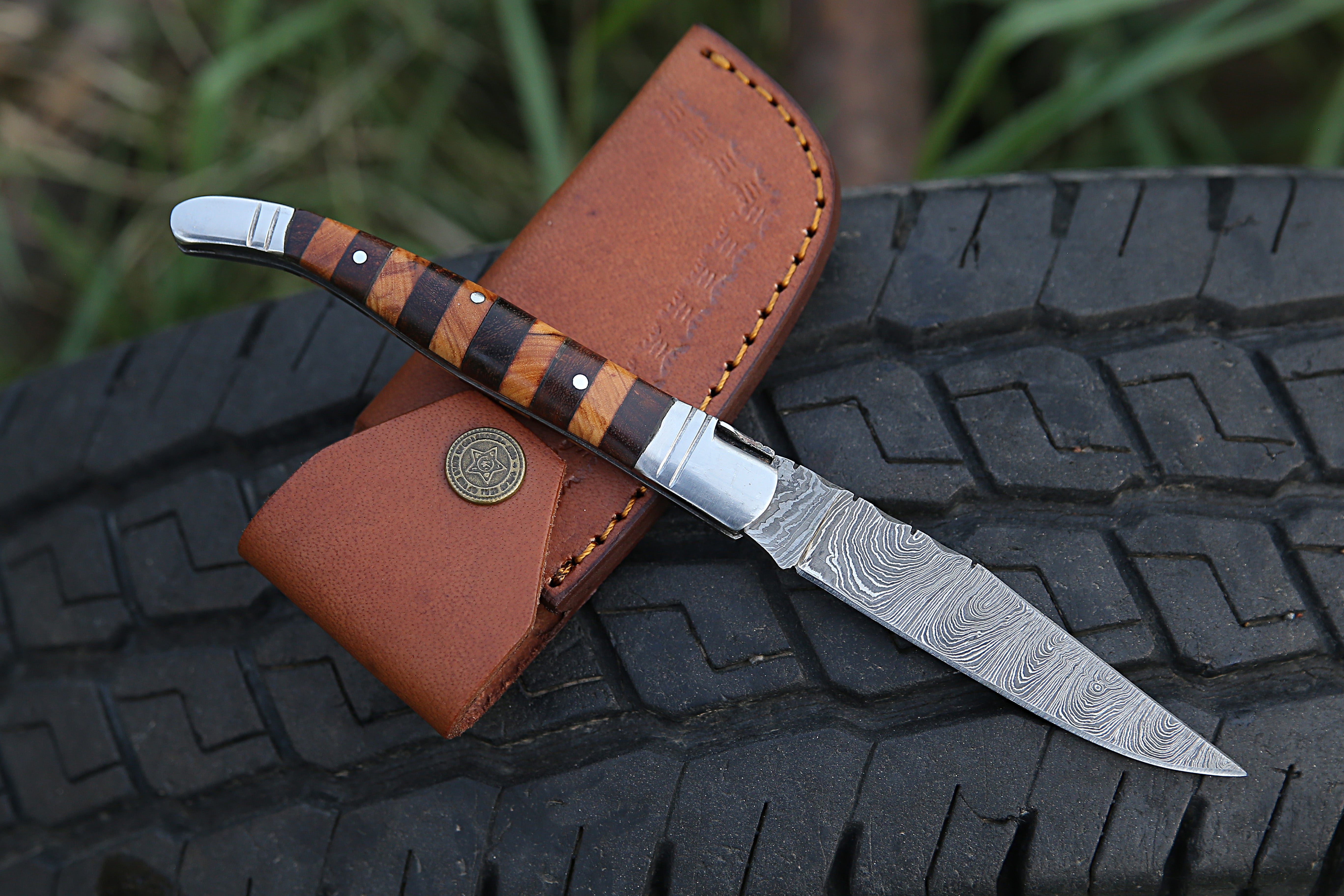 French  Pocket Knife With combination of Rose Olive wood Handle Folding Knife with back Spring Camping Tool Hunting EDC Fishing Knife with Leather Pouch.