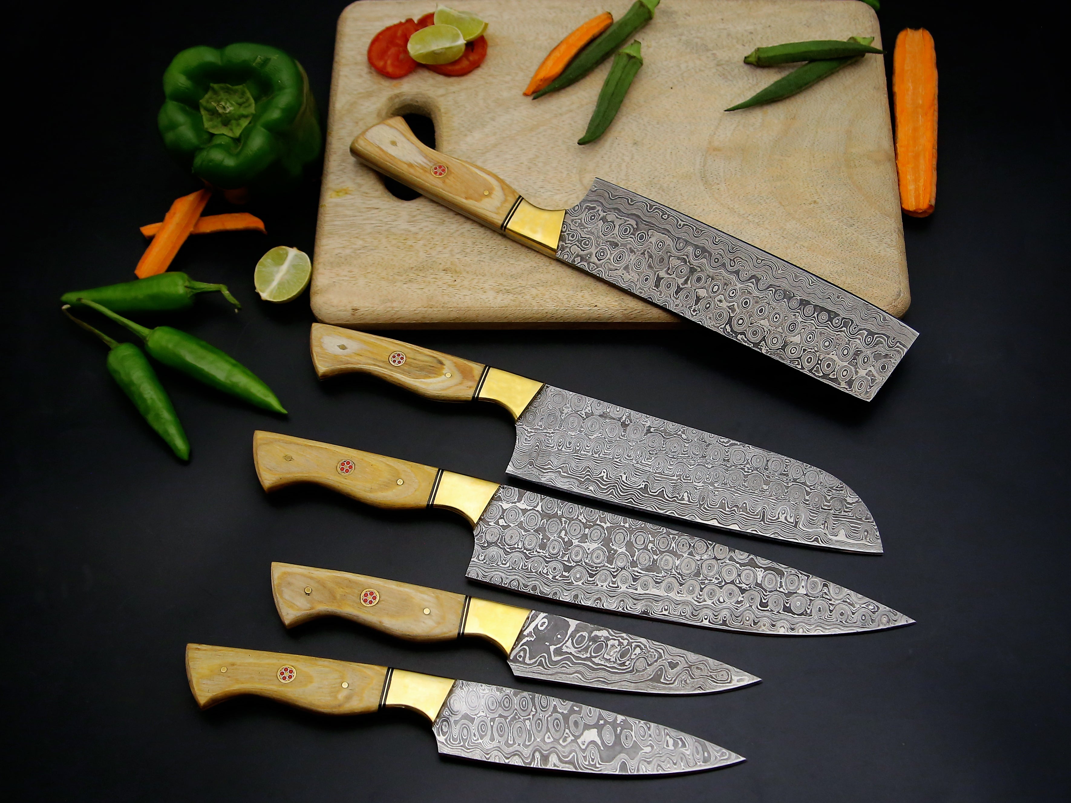 Customized Handmade Damascus Steel Chef knife Wet of 5 PCS with Olive wood Handle Brass Bolster Kitchen Knife with Leather kit