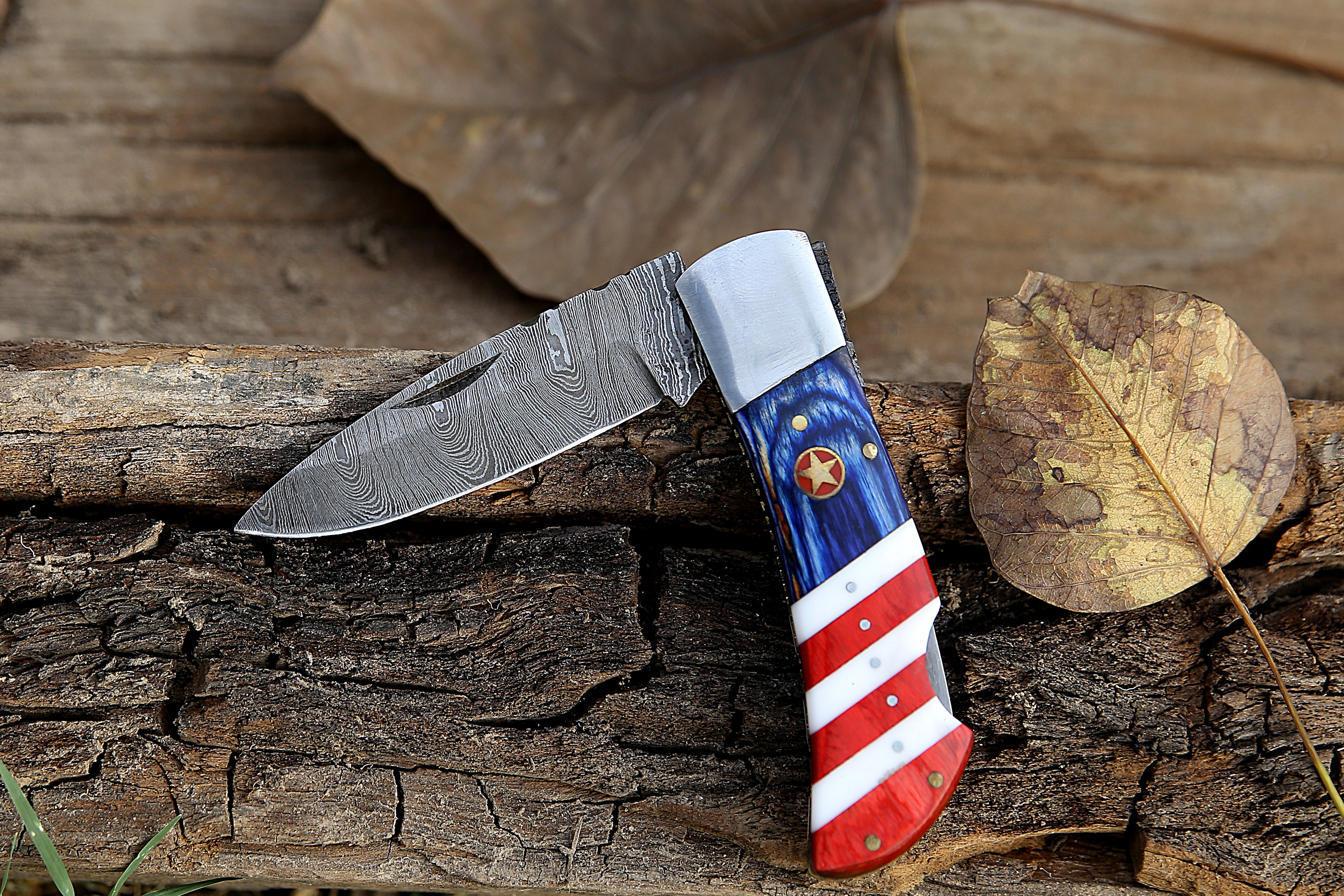 American Flag Handle Back Lock 6.8" Handmade Damascus steel Folding Knife Personalized Folding Knife Sharp cutting edge File work on the spine with Leather pouch.