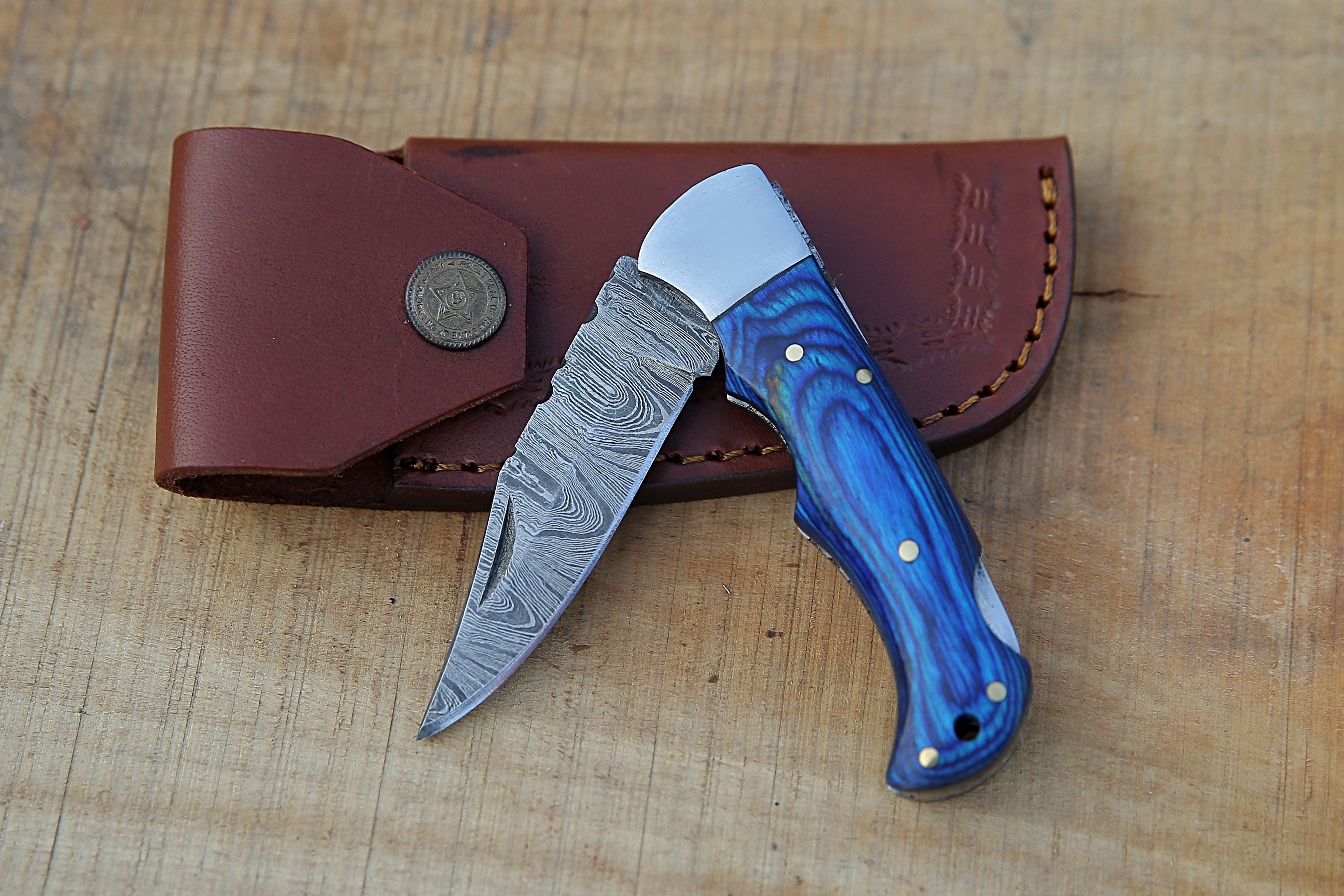 Blue Wood Damascus Steel Back Lock Pocket Knife With Stainless Steel Clips Camping Knife Personalized Hunting Knife EDC knife with Leather pouch.