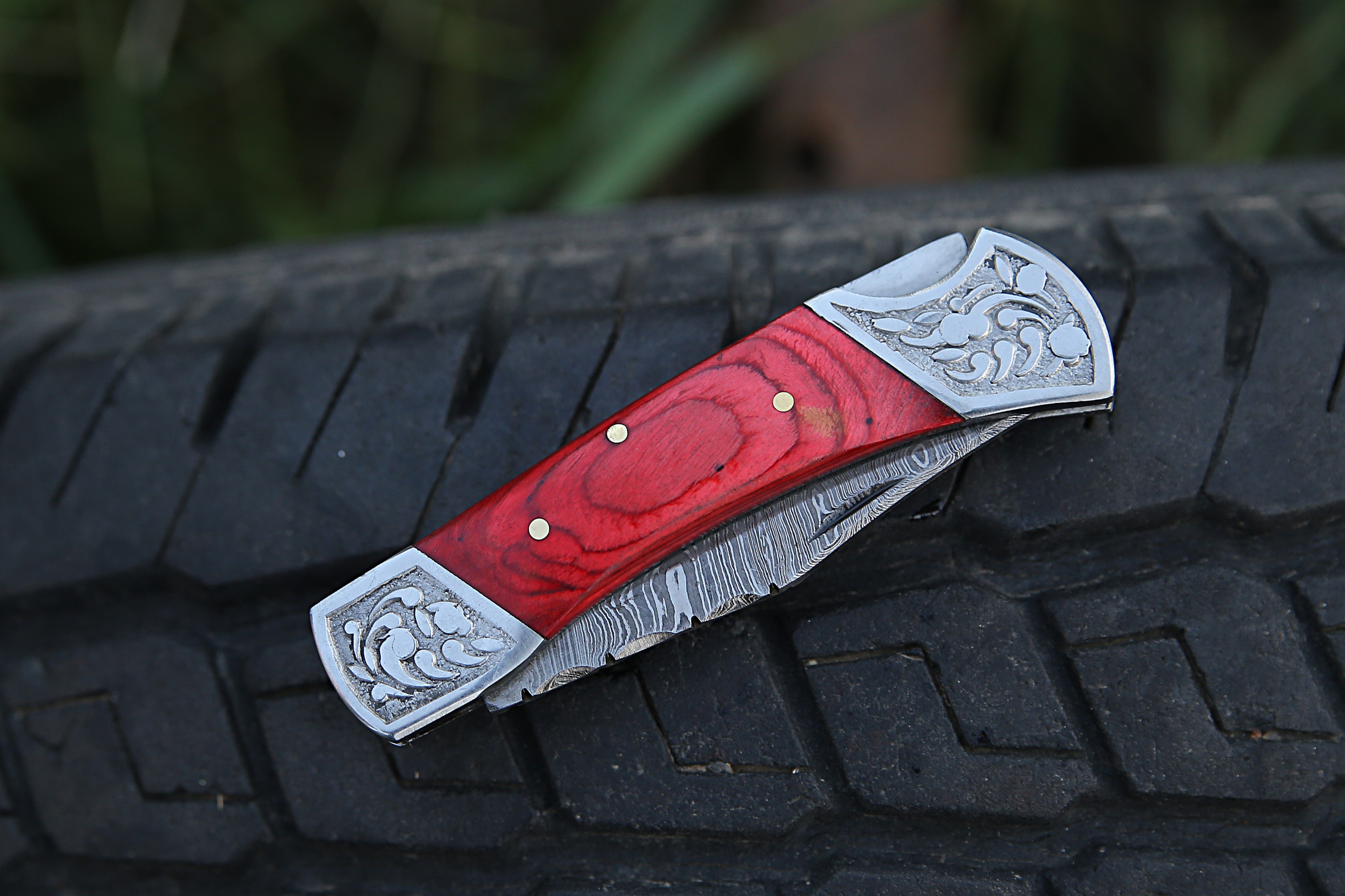 Red Color Dollar Sheet with Engraved Steel Clips Handmade Damascus Steel Back Lock Pocket Knife