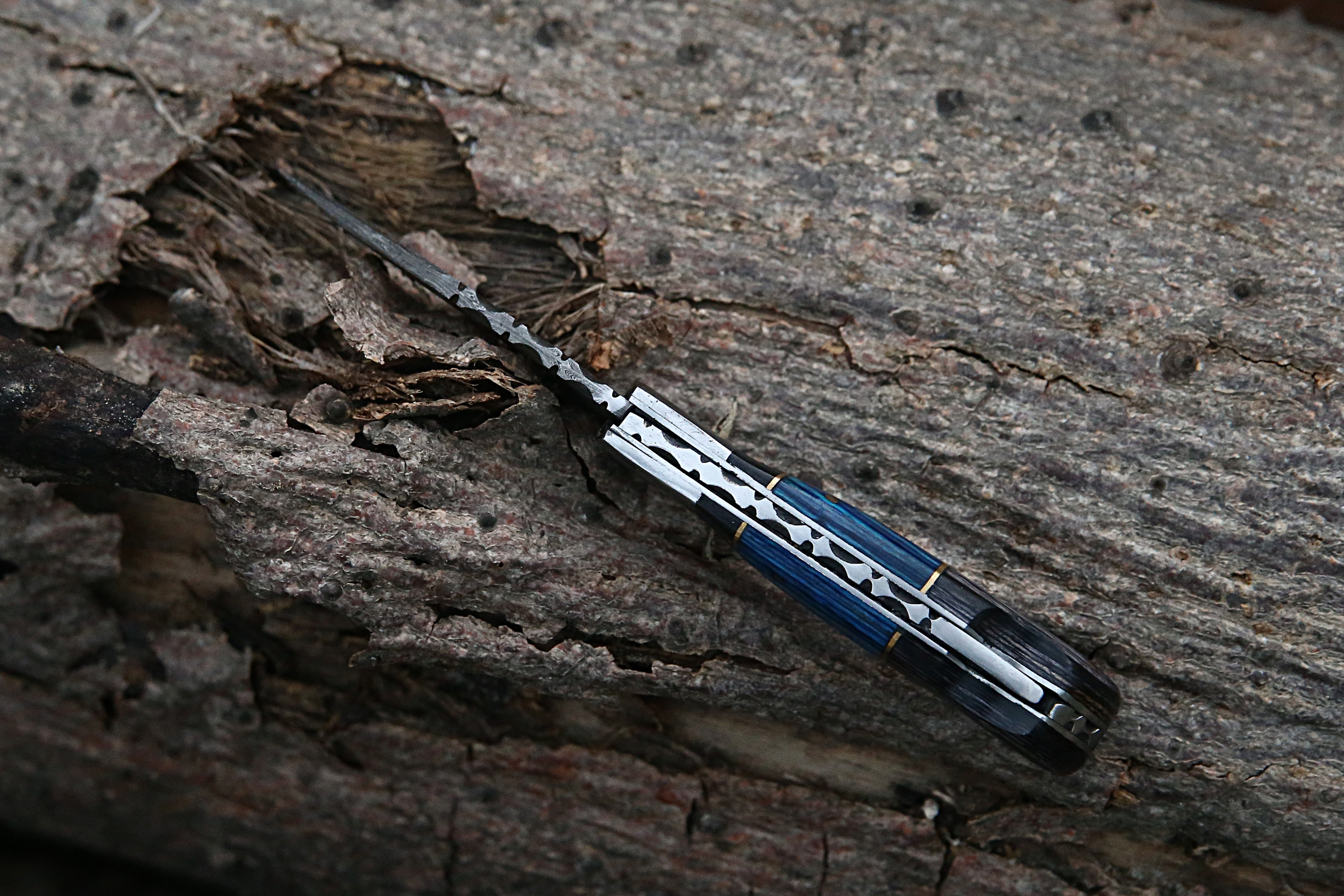 6.5" Handmade Damascus Steel Folding Knife Blue & Grey Handle Back Lock Pocket Knife With Leather Pouch Personalized Gift for Men.