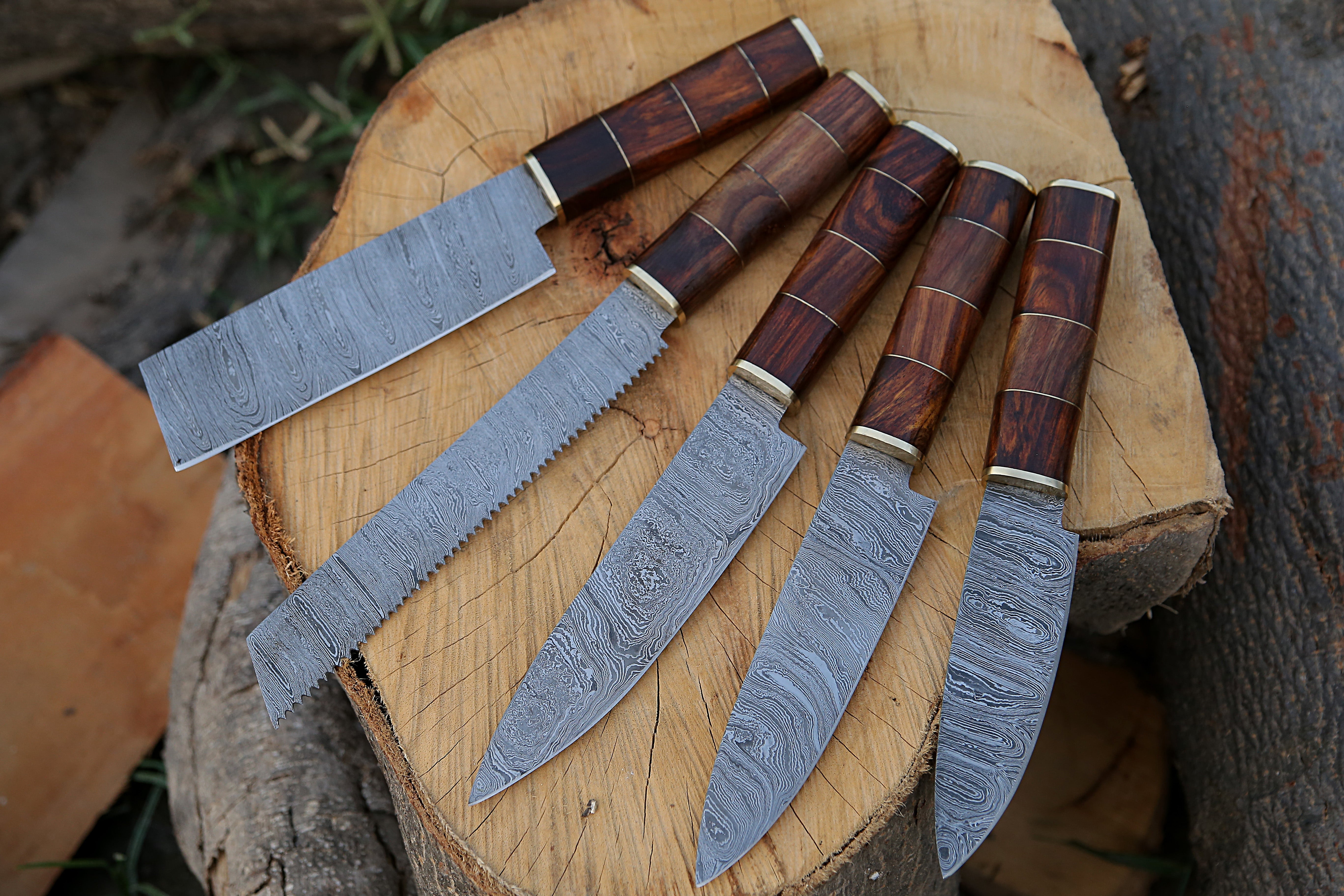 Custom Made Damascus Steel Kitchen Knife Rosewood Handle Handmade Chef knife Set Of 5 PCS With Leather Kit.