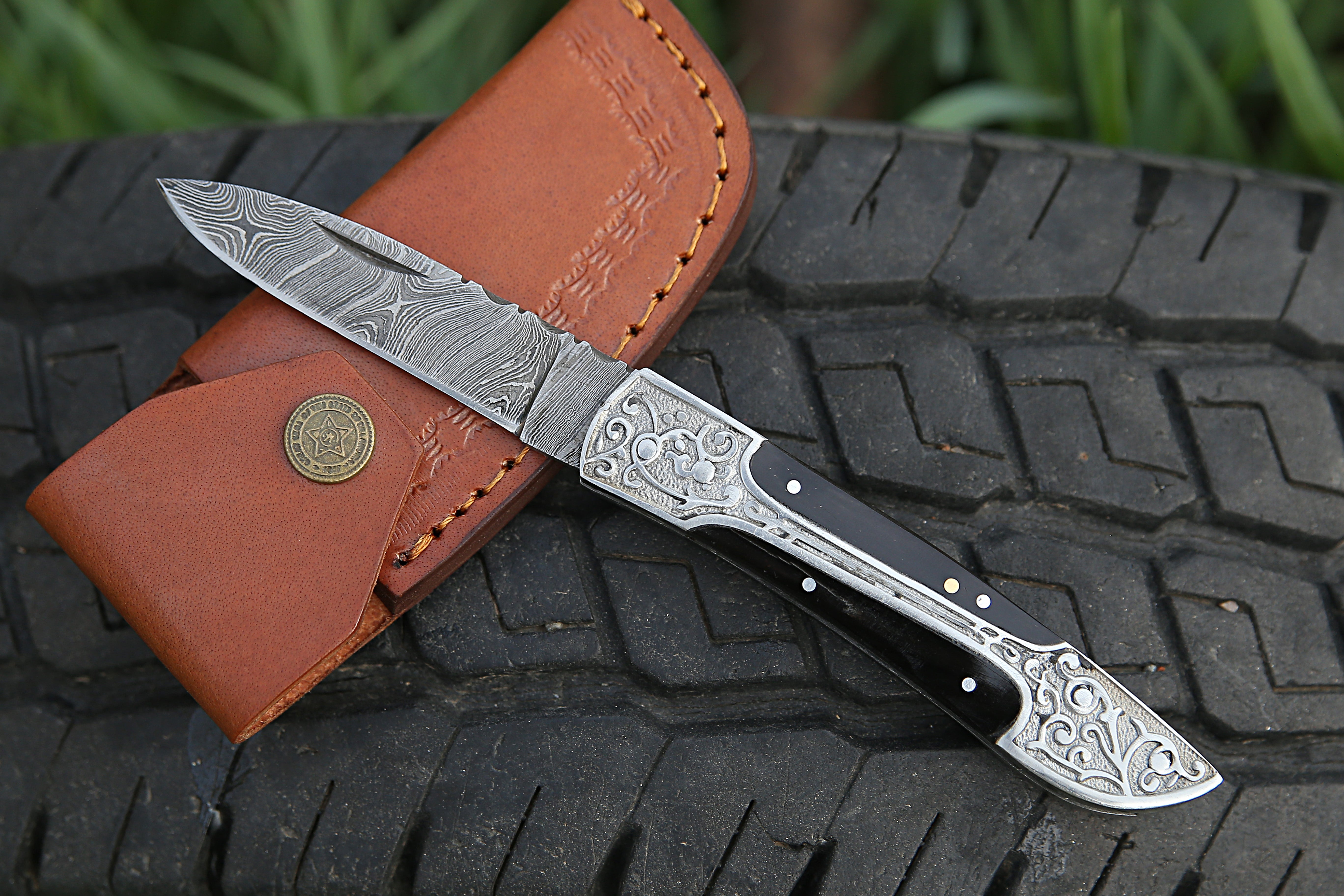 Custom Handmade Razor sharp Personalized Folding Knife Camping Hunting Knife Black Horn handle Folding Knife engraved steel with Leather Pouch
