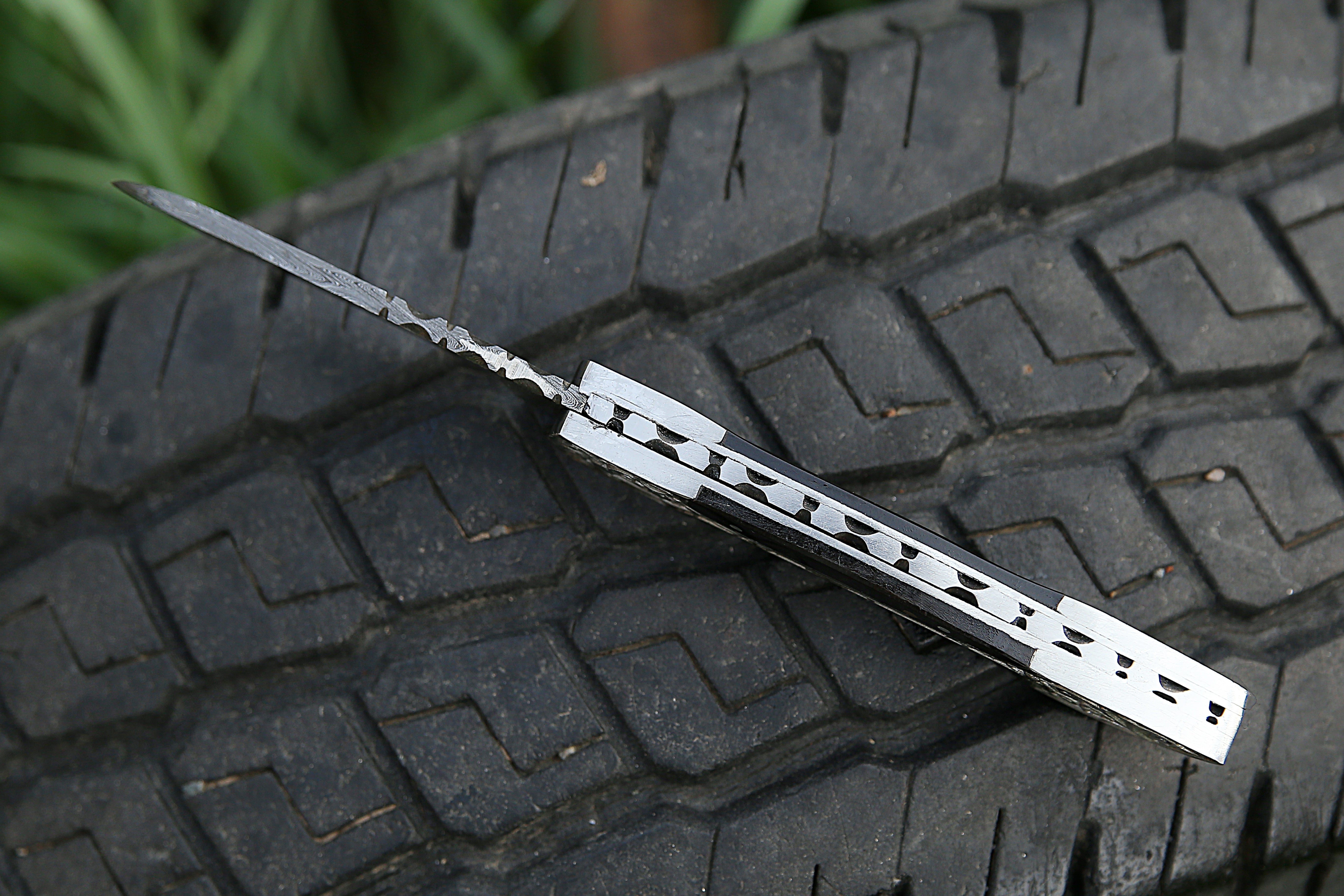 Custom Handmade Razor sharp Personalized Folding Knife Camping Hunting Knife Black Horn handle Folding Knife engraved steel with Leather Pouch