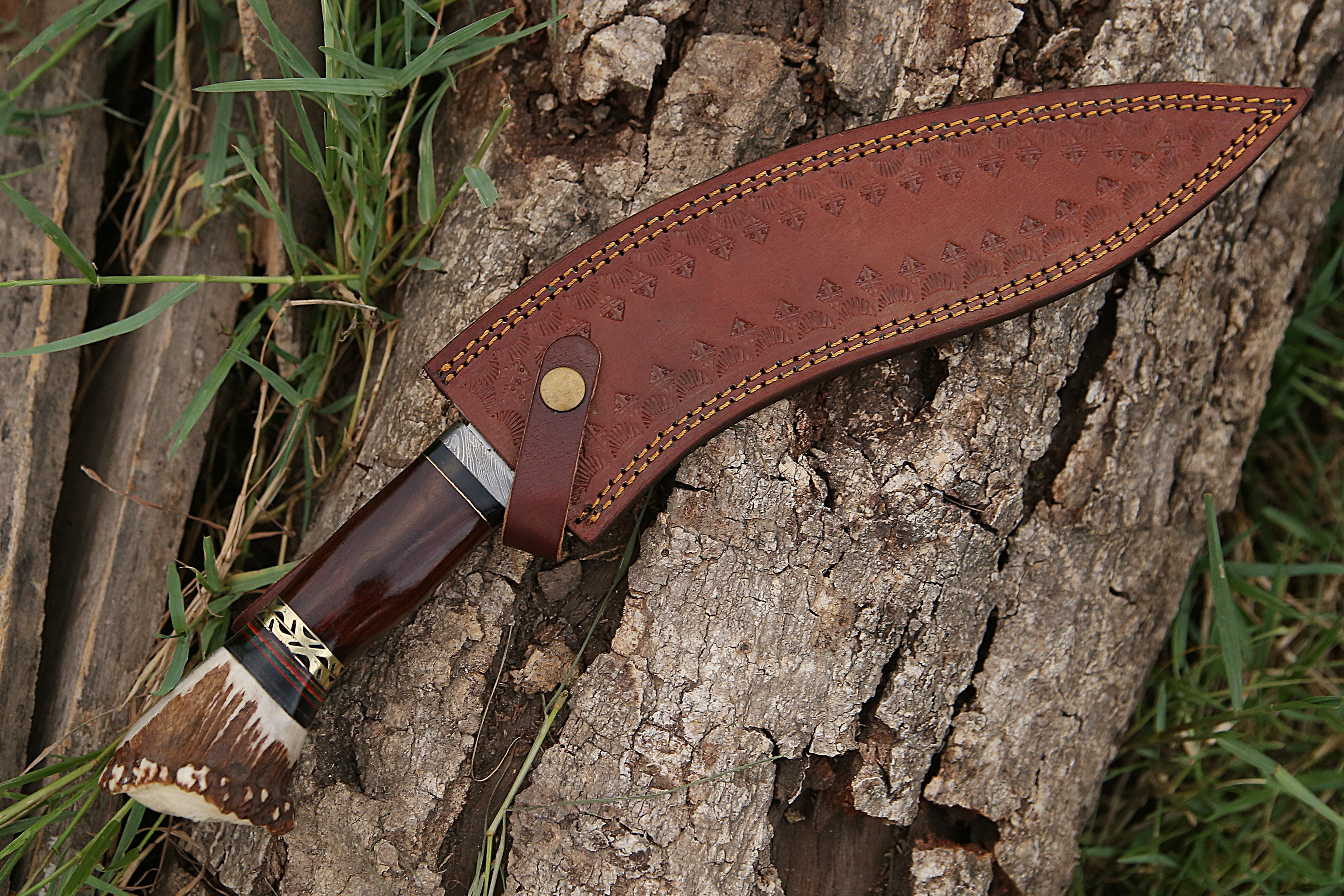 Heavy-Duty Kukri Knife with Wooden & Stag Horn Handle – Perfect for Outdoor & Tactical Use