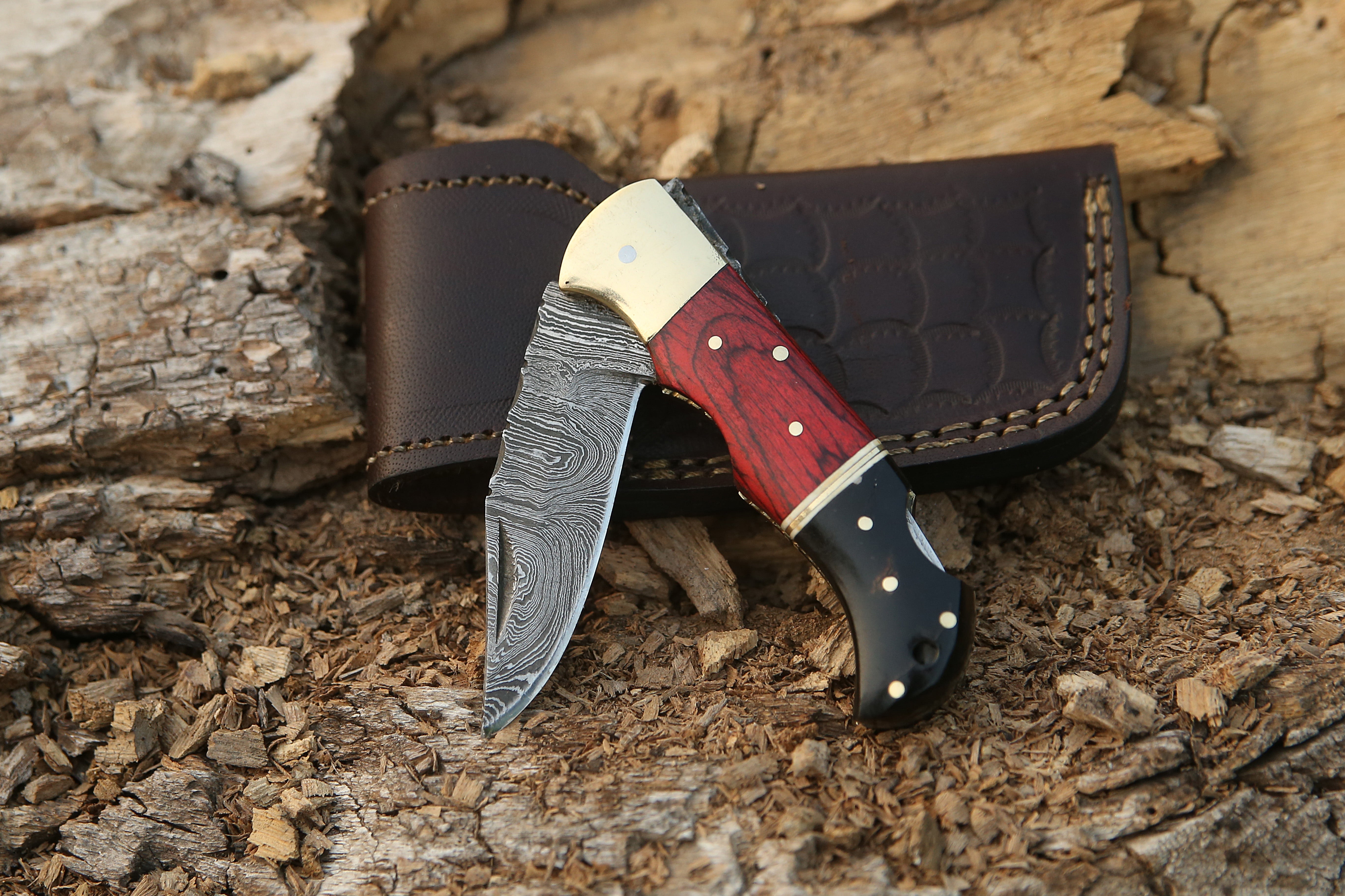 Personalized Gift Black Horn Handmade Damascus Steel Pocket Knife Red Dollar Sheet Handle Folding Knife With Cow Leather Sheath.