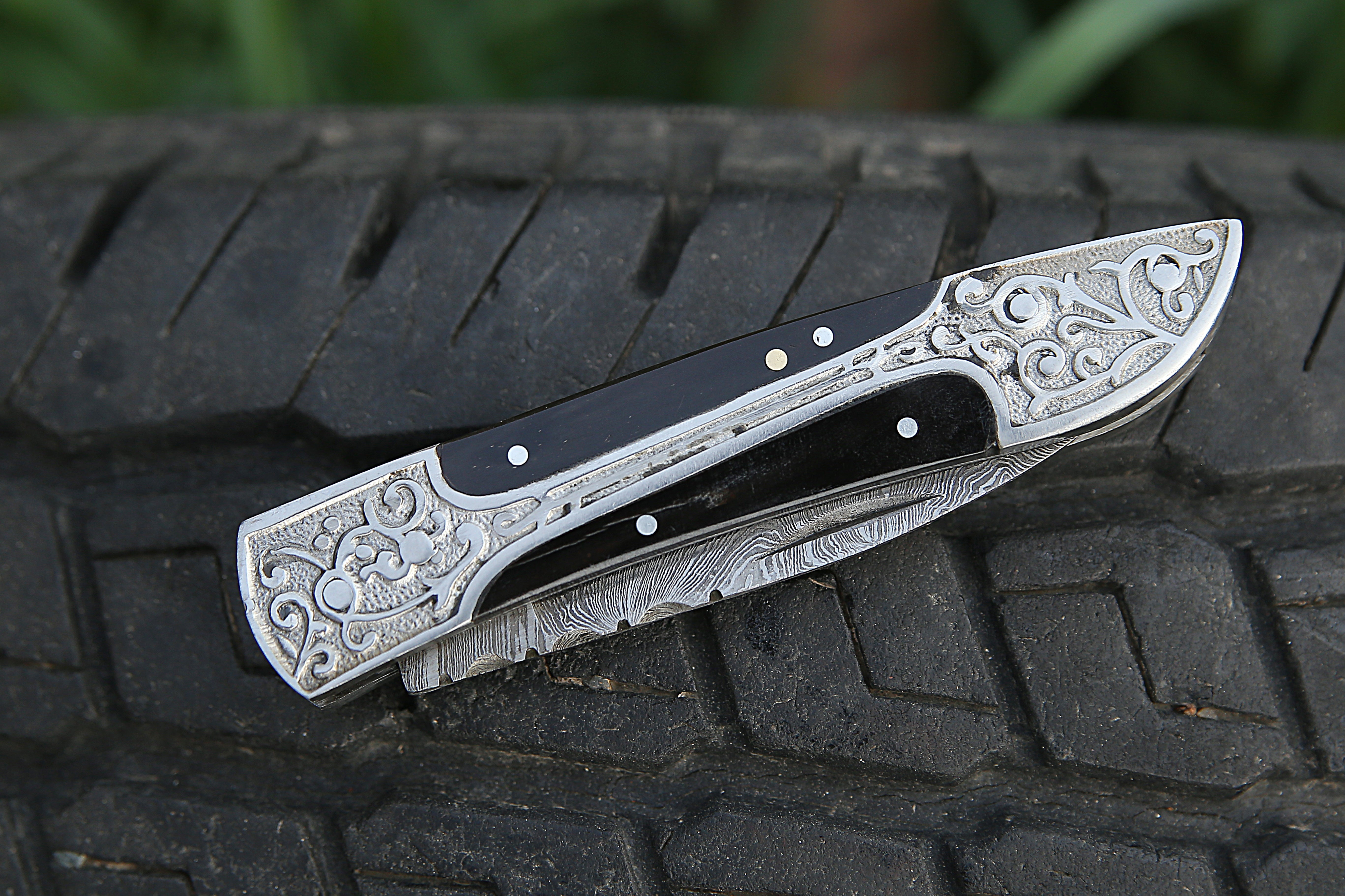 Custom Handmade Razor sharp Personalized Folding Knife Camping Hunting Knife Black Horn handle Folding Knife engraved steel with Leather Pouch