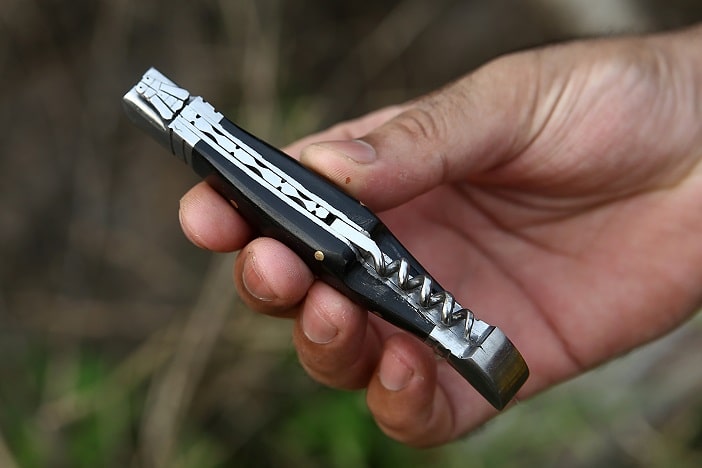 laguiole 440 pocket knife