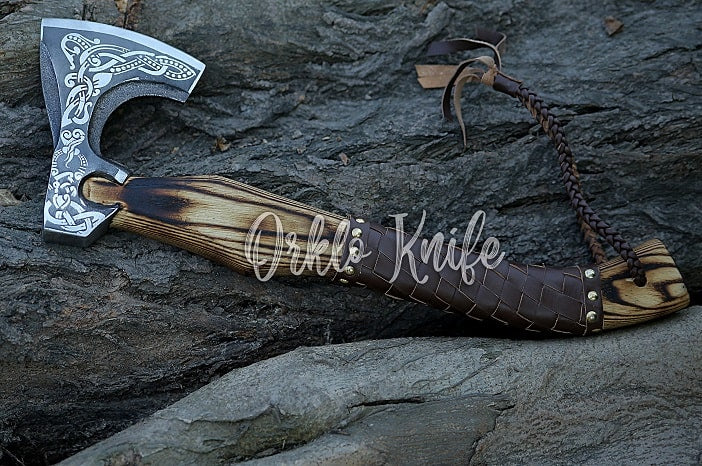 one handed viking axe