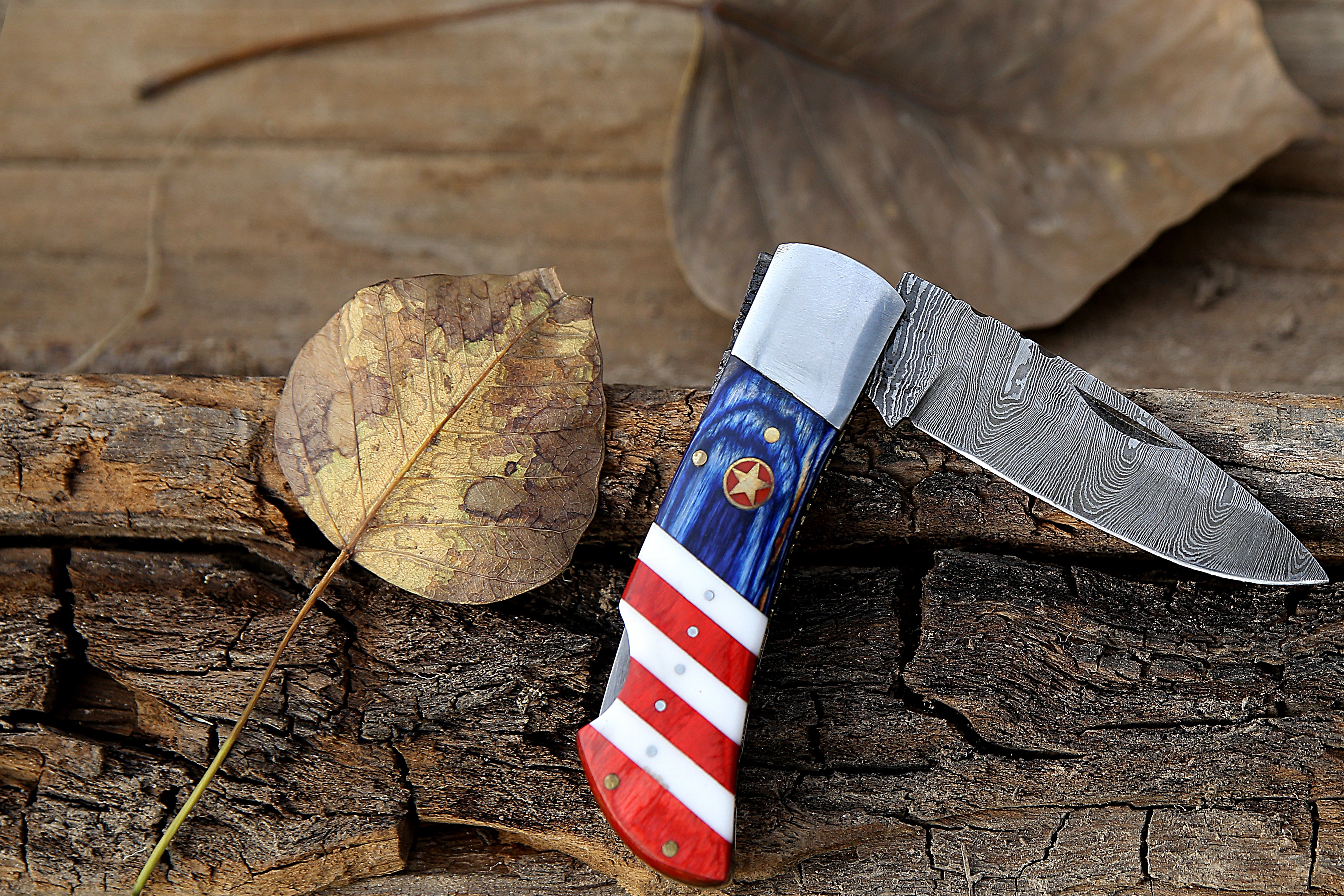 American Flag Handle Back Lock 6.8" Handmade Damascus steel Folding Knife Personalized Folding Knife Sharp cutting edge File work on the spine with Leather pouch.