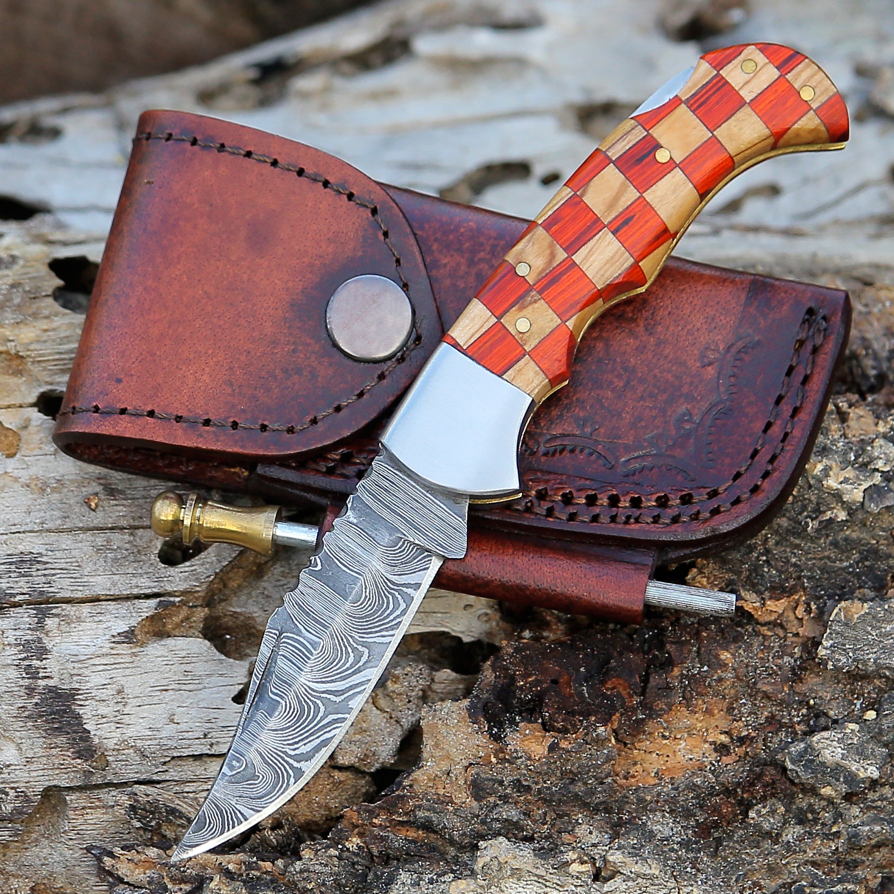 Red wood Handle Damascus Steel Back Lock Pocket Knife With Stainless Steel Clips Camping Knife Personalized Hunting Knife EDC knife with Leather pouch.