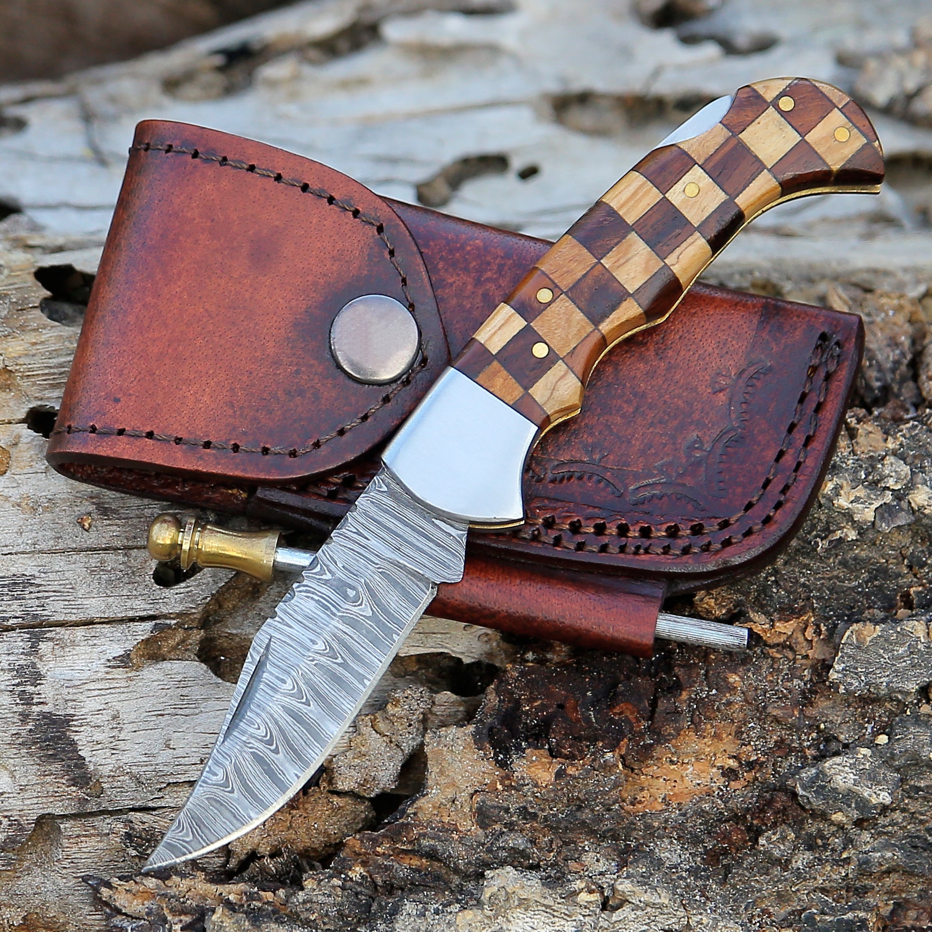 Rose wood Olivewood Damascus Steel Back Lock Pocket Knife With Stainless Steel Clips Camping Knife Personalized Hunting Knife EDC knife with Leather pouch.