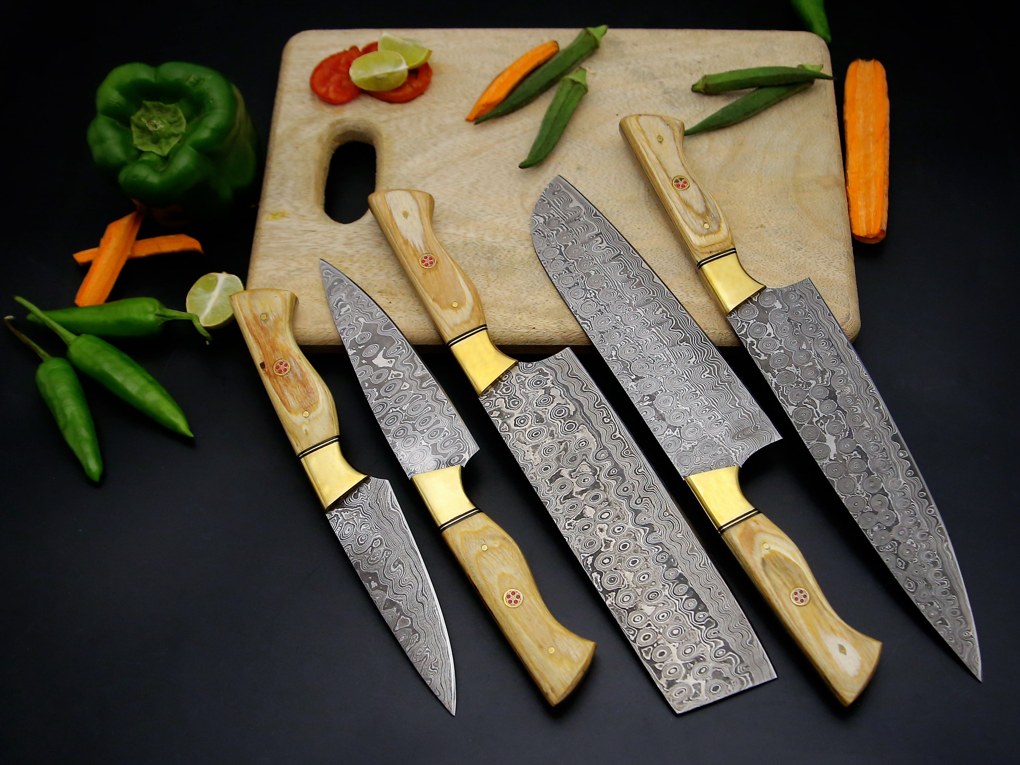 Customized Handmade Damascus Steel Chef knife Wet of 5 PCS with Olive wood Handle Brass Bolster Kitchen Knife with Leather kit