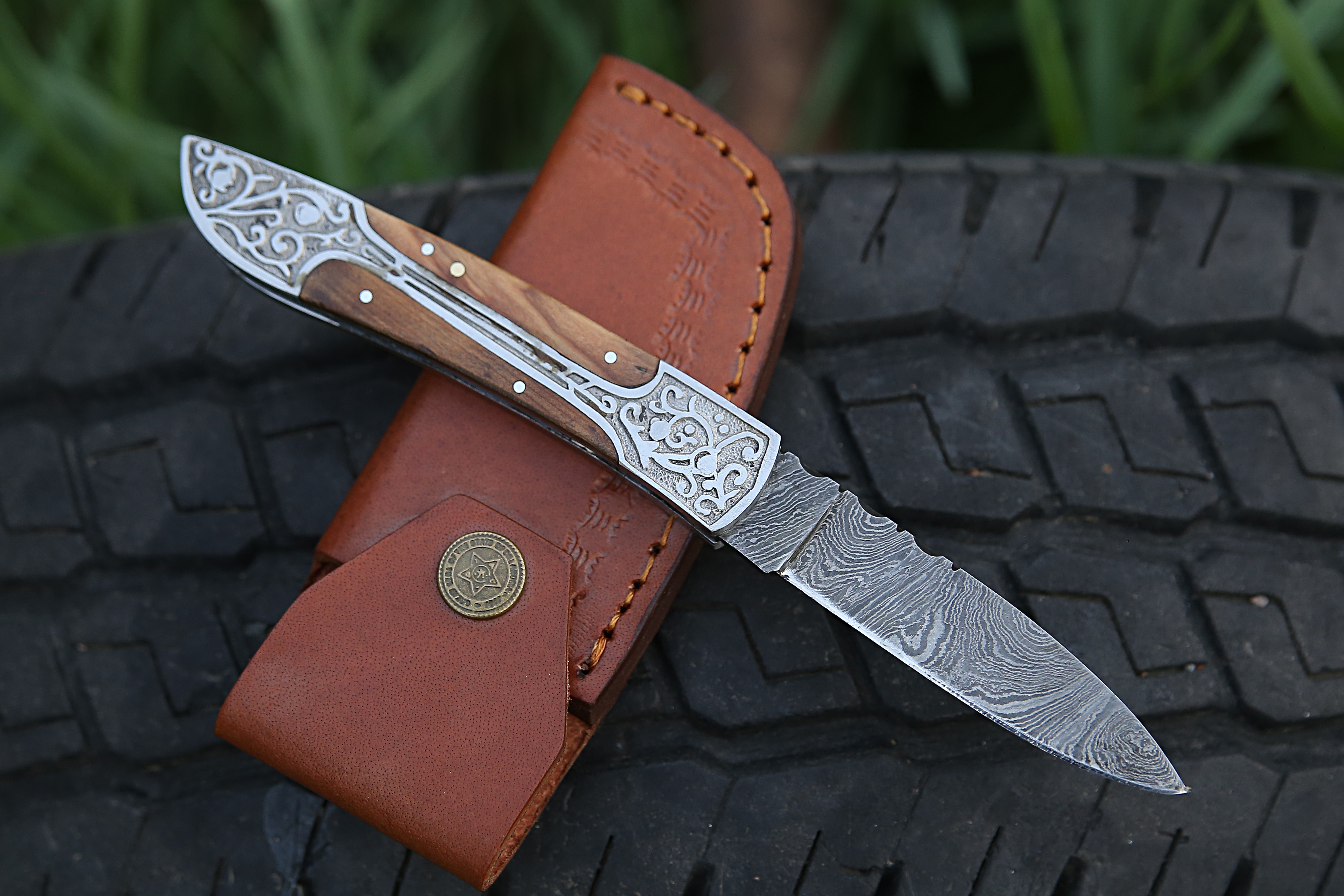 Customized Handmade Damascus Steel Pocket Knife Olive wood Handle Folding Camping Hunting EDC knife Sharp cutting edge with Leather Pouch.