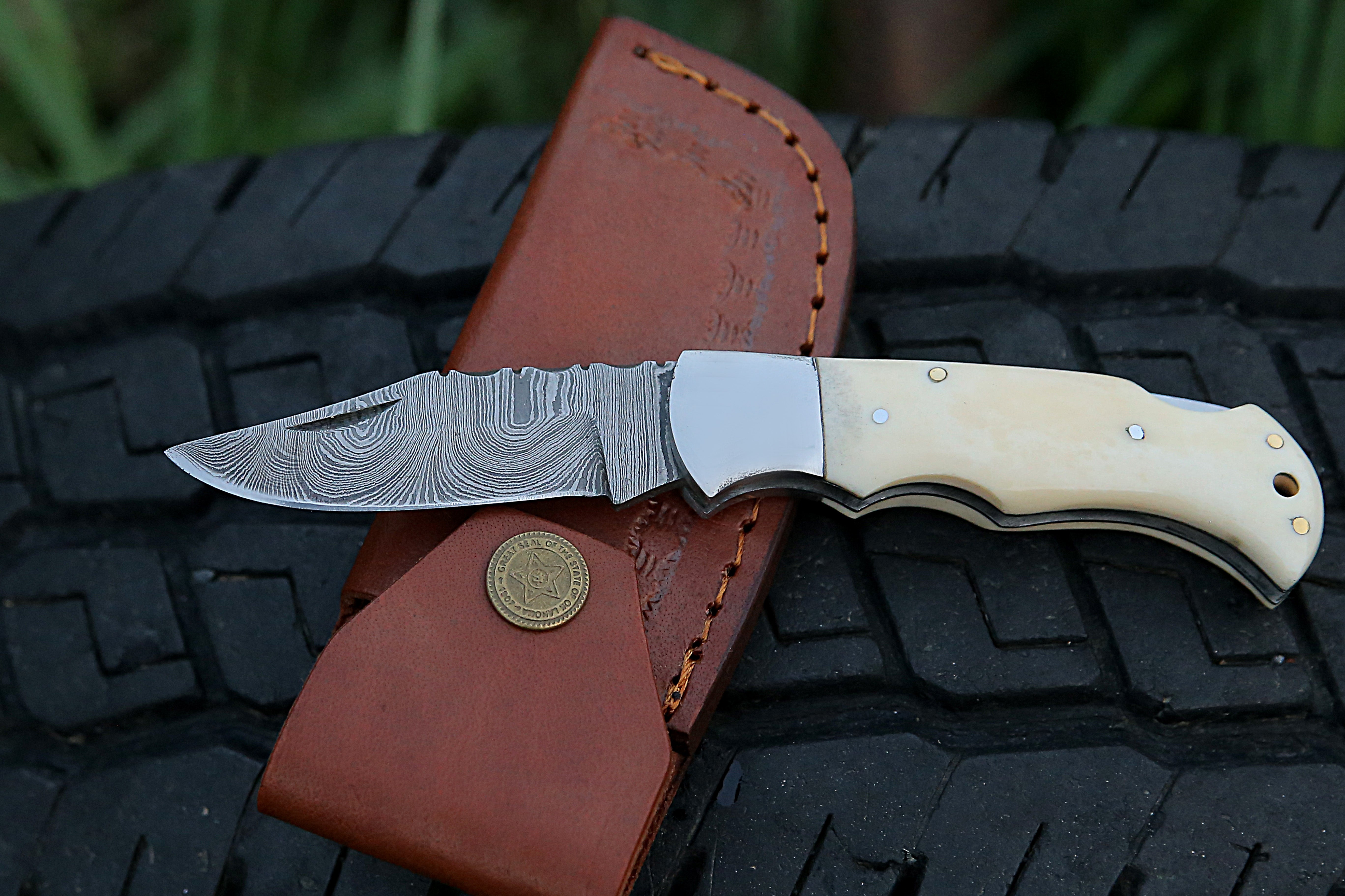 White bone Damascus Steel Back Lock Pocket Knife With Stainless Steel Clips Camping Knife Personalized Hunting Knife EDC knife with Leather pouch.