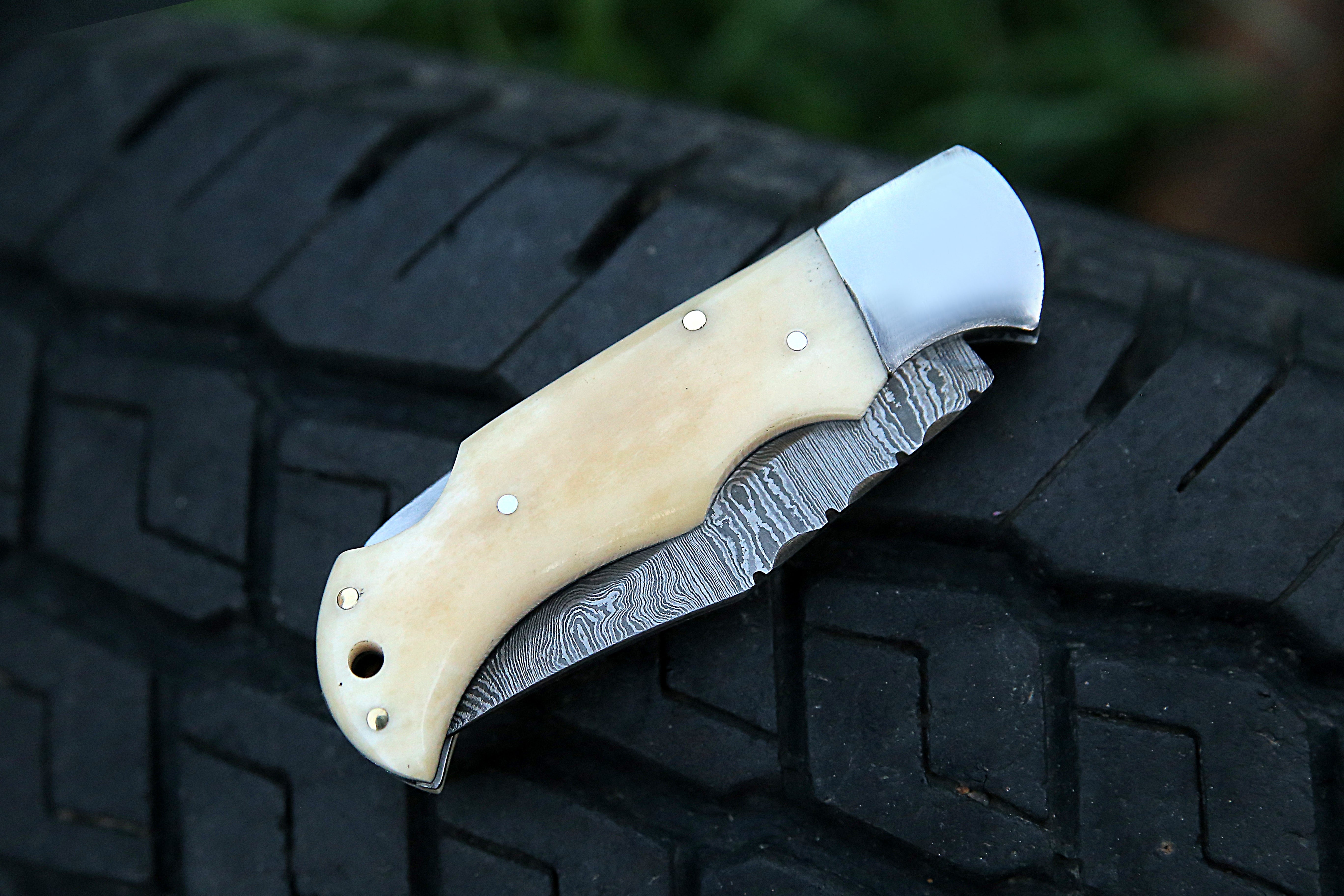 White bone Damascus Steel Back Lock Pocket Knife With Stainless Steel Clips Camping Knife Personalized Hunting Knife EDC knife with Leather pouch.