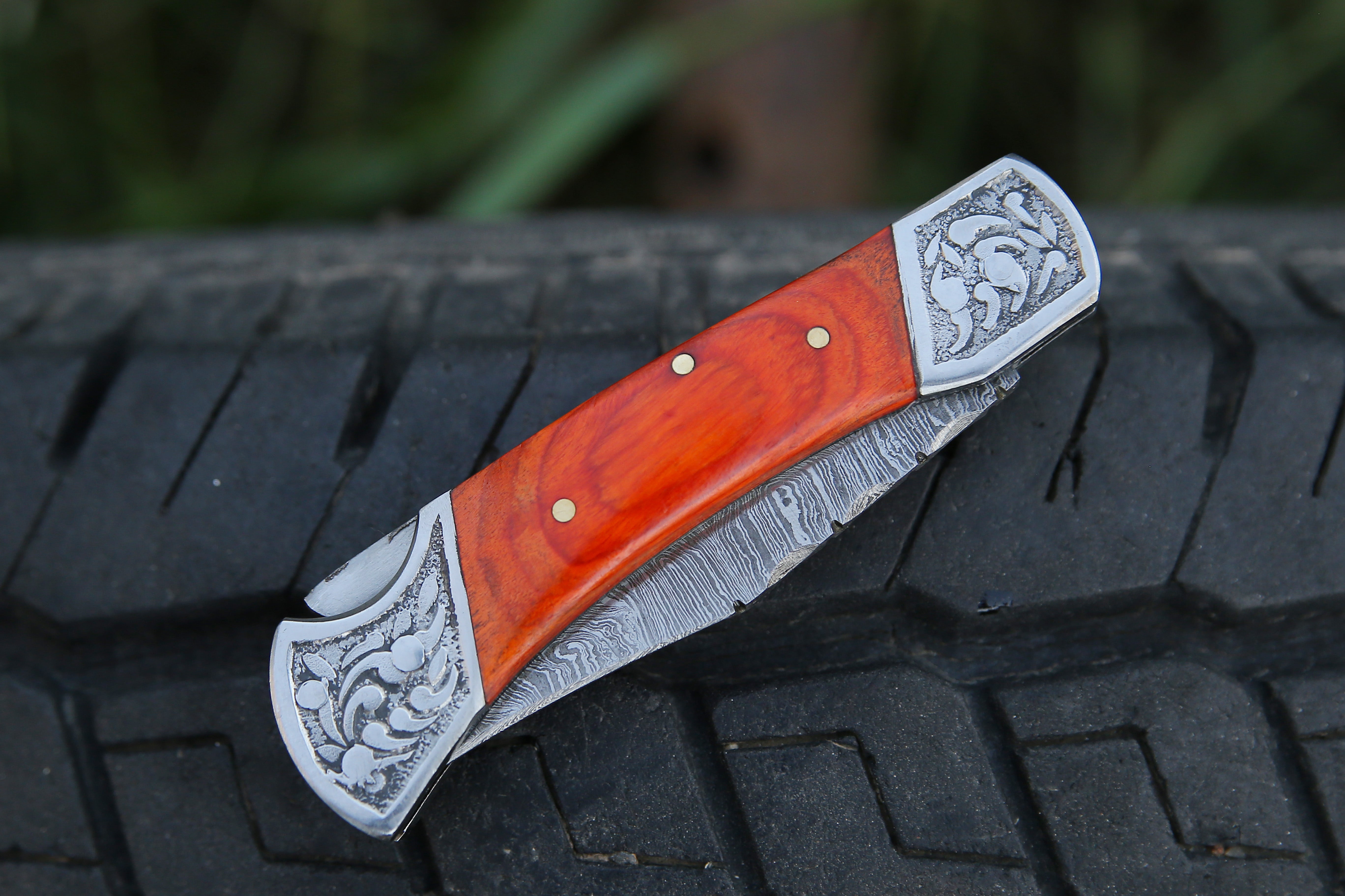 Folding Pocket Knife Hand Forged Damascus With Wood Handle & Back Lock