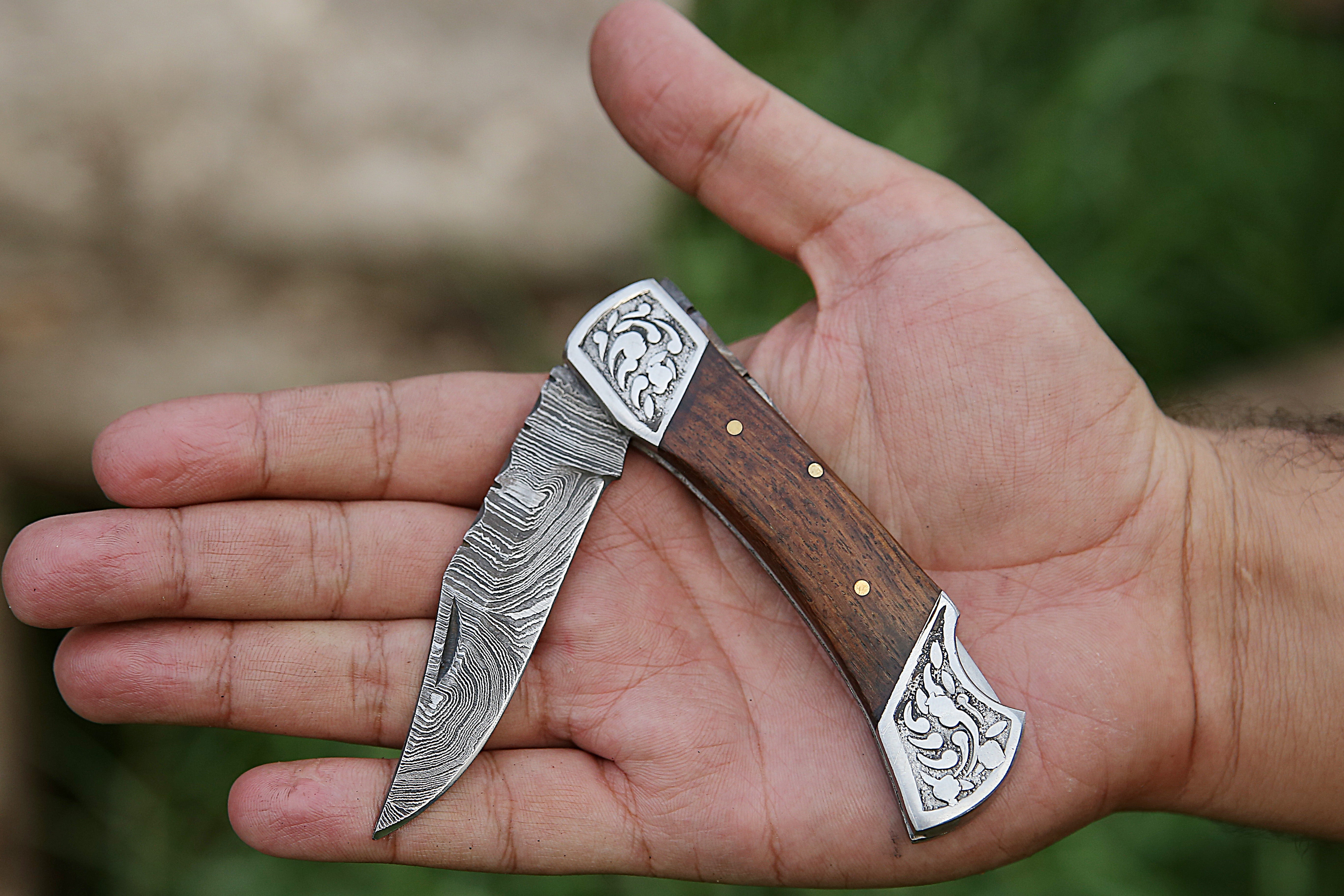 Engraved Steel Rose Wood Handle Handmade Damascus Steel Back Lock Pocket Knife For Outdoor.