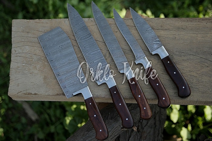 https://www.damascusknifehub.com/cdn/shop/products/best-meat-cutting-knife.jpg?v=1642690064