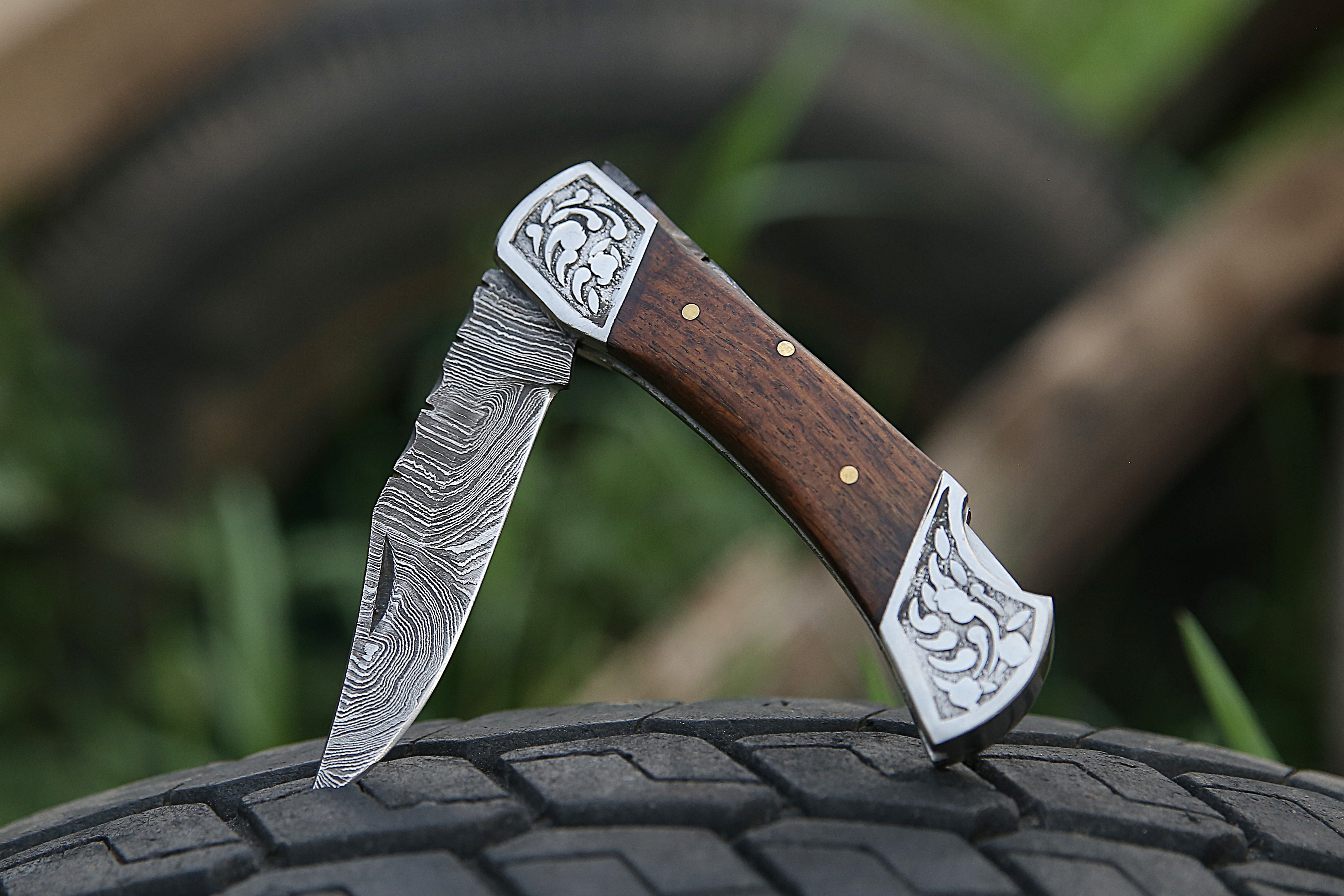 Engraved Steel Rose Wood Handle Handmade Damascus Steel Back Lock Pocket Knife For Outdoor.